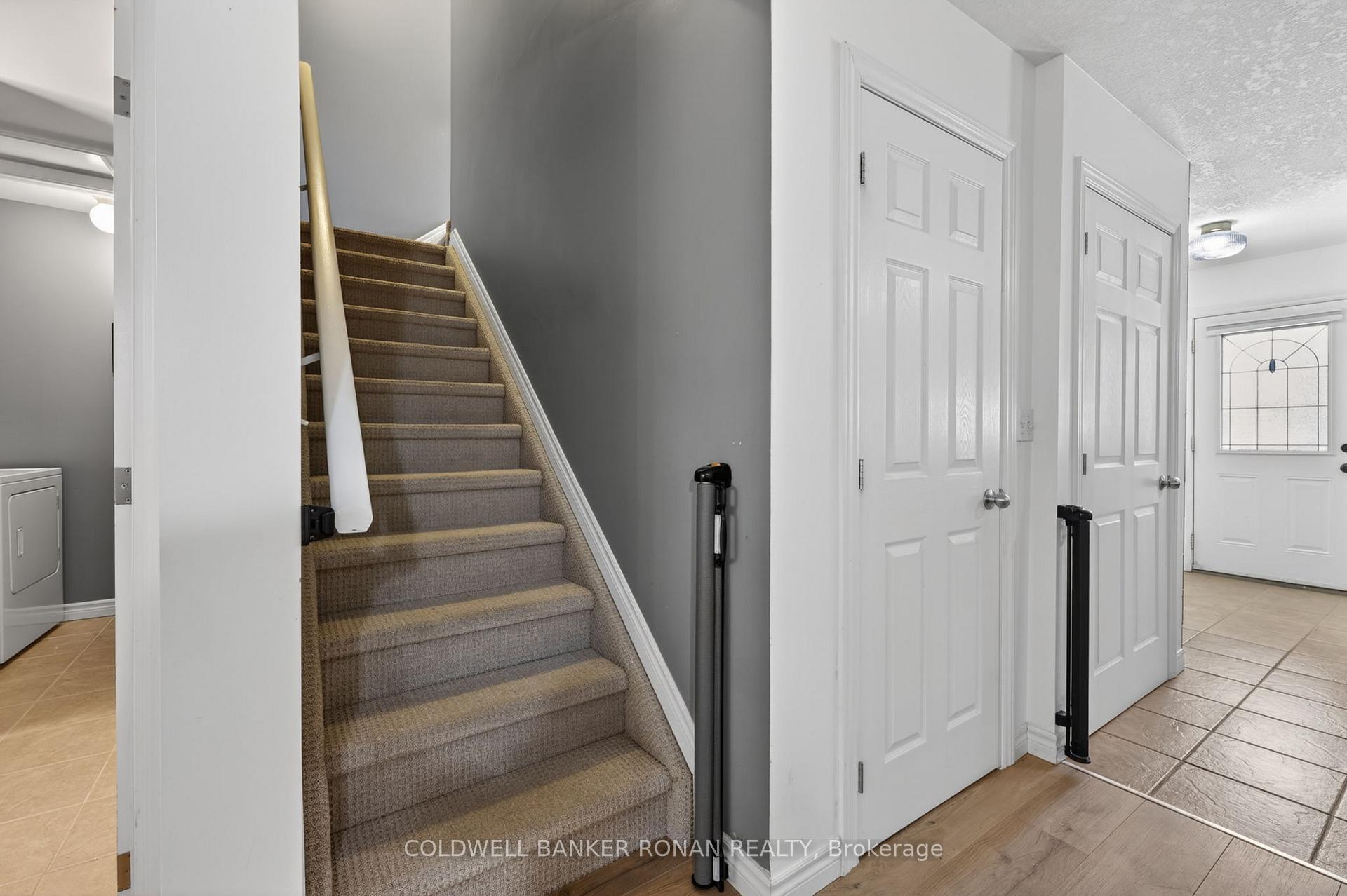 Photo 18 of 505 Thomas Street, Clearview, Stayner — HOMEH