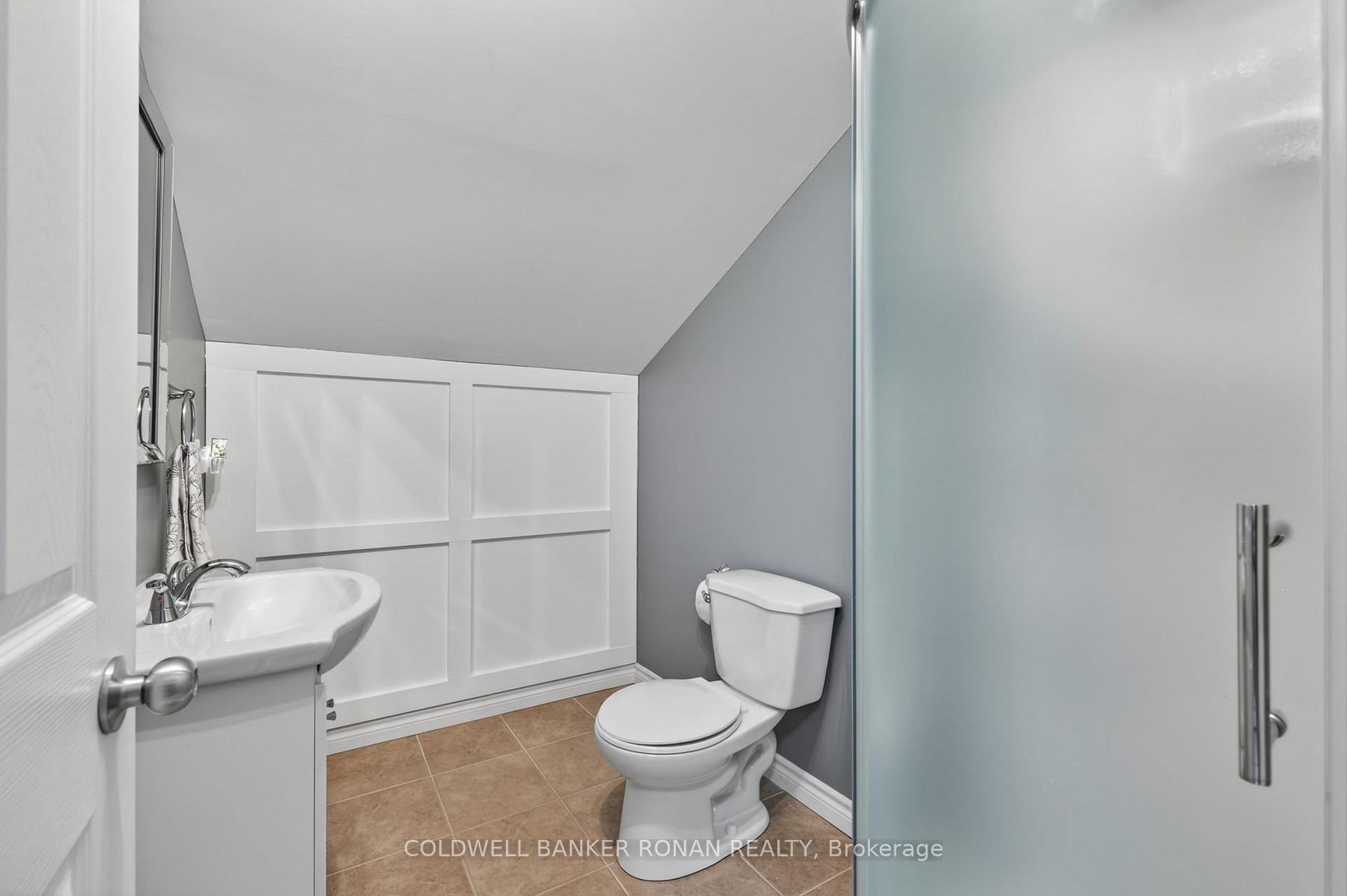 Photo 20 of 505 Thomas Street, Clearview, Stayner — HOMEH