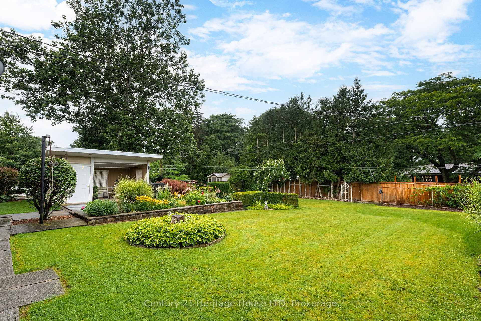 Photo 51 of 121 Lockhart Drive, St. Catharines, Glendale/Glenridge — HOMEH