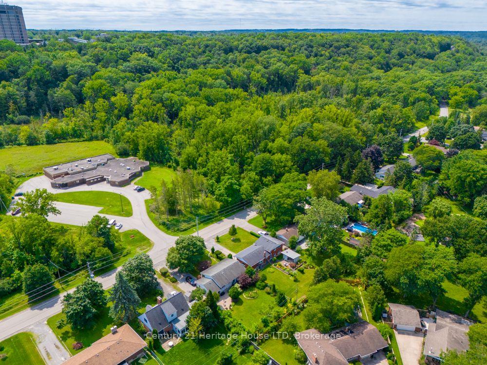 Photo 58 of 121 Lockhart Drive, St. Catharines, Glendale/Glenridge — HOMEH