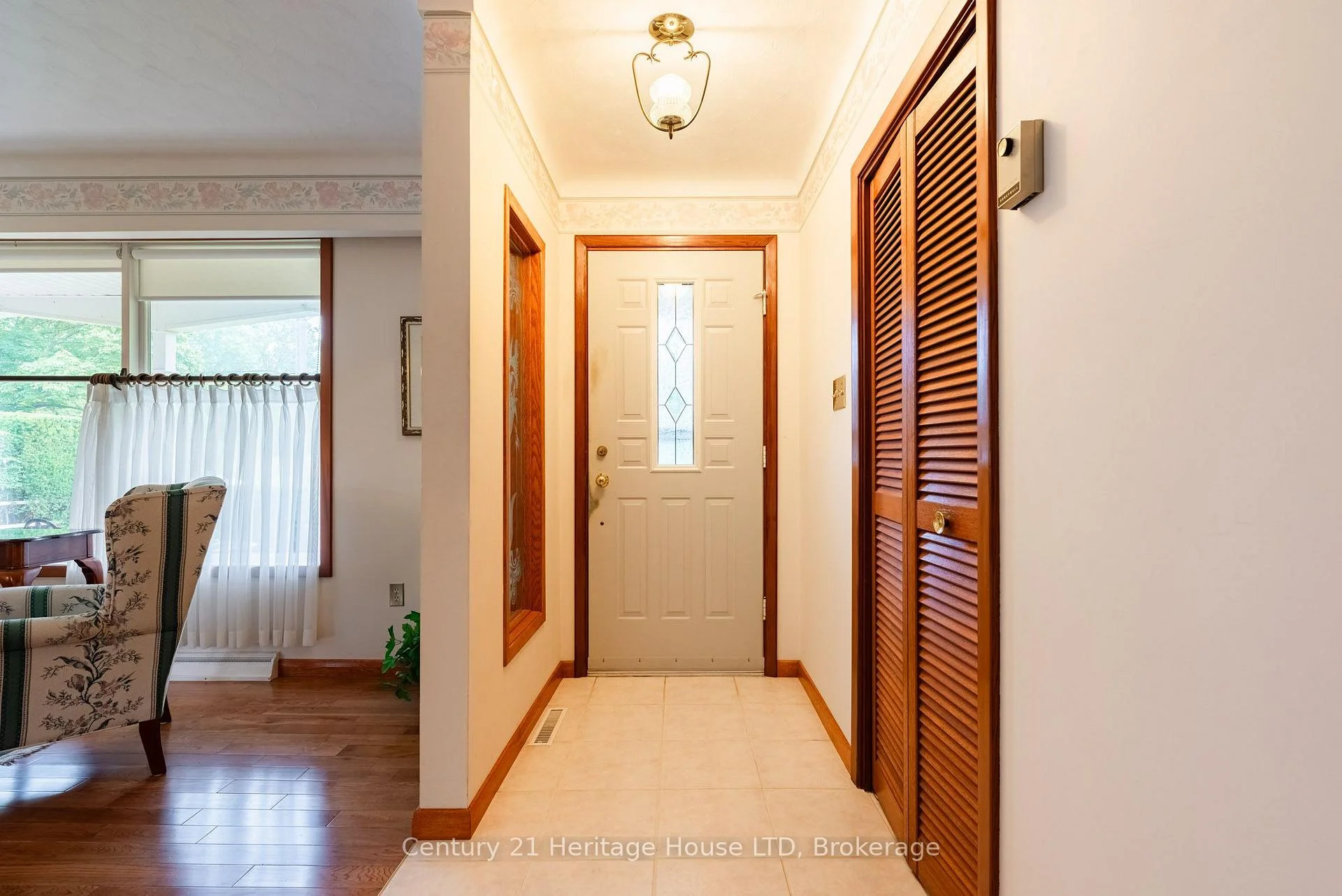 Photo 10 of 121 Lockhart Drive, St. Catharines, Glendale/Glenridge — HOMEH