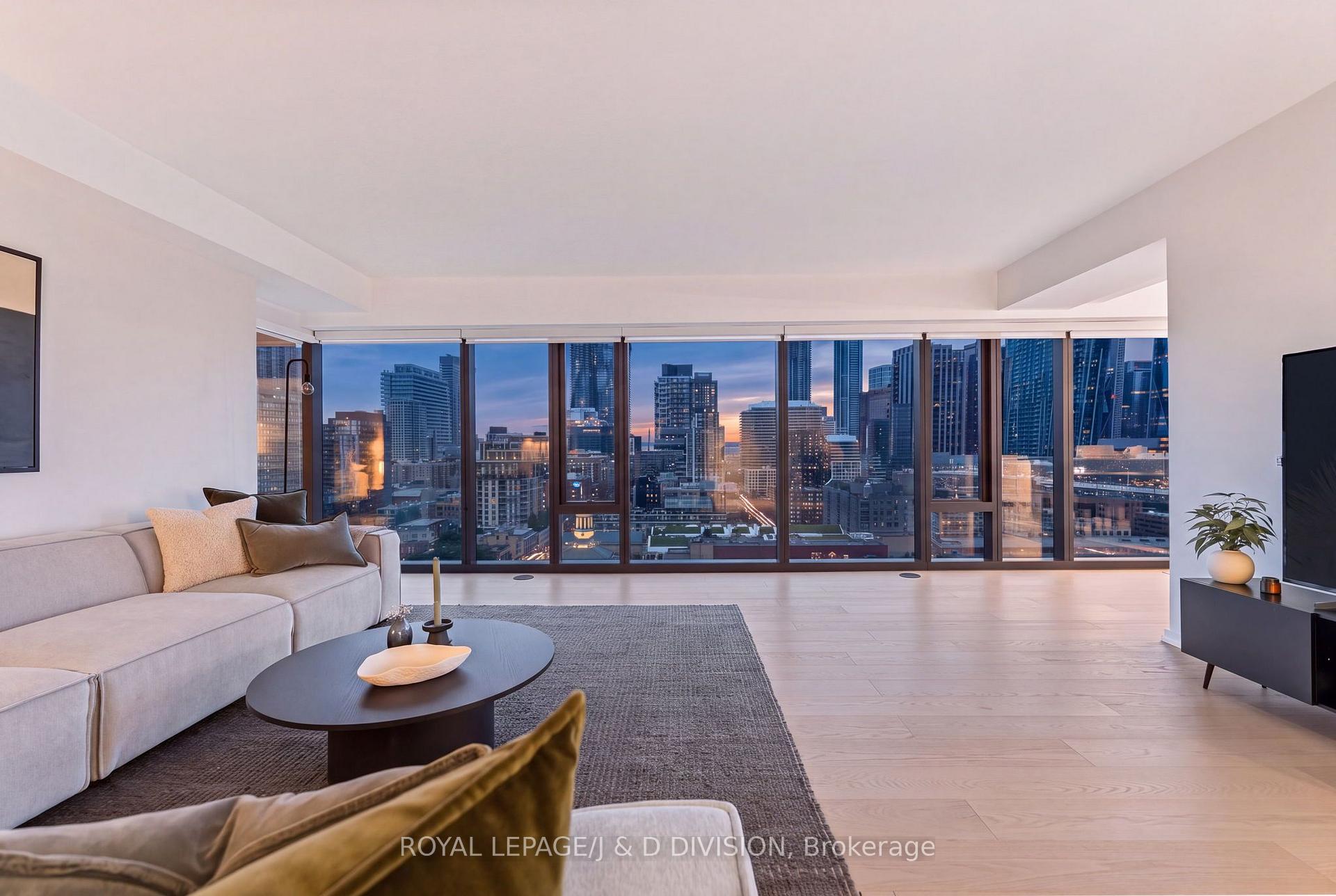 Photo 9 of Unit 1702, 60 Colborne Street, Toronto, Church-Yonge Corridor — HOMEH