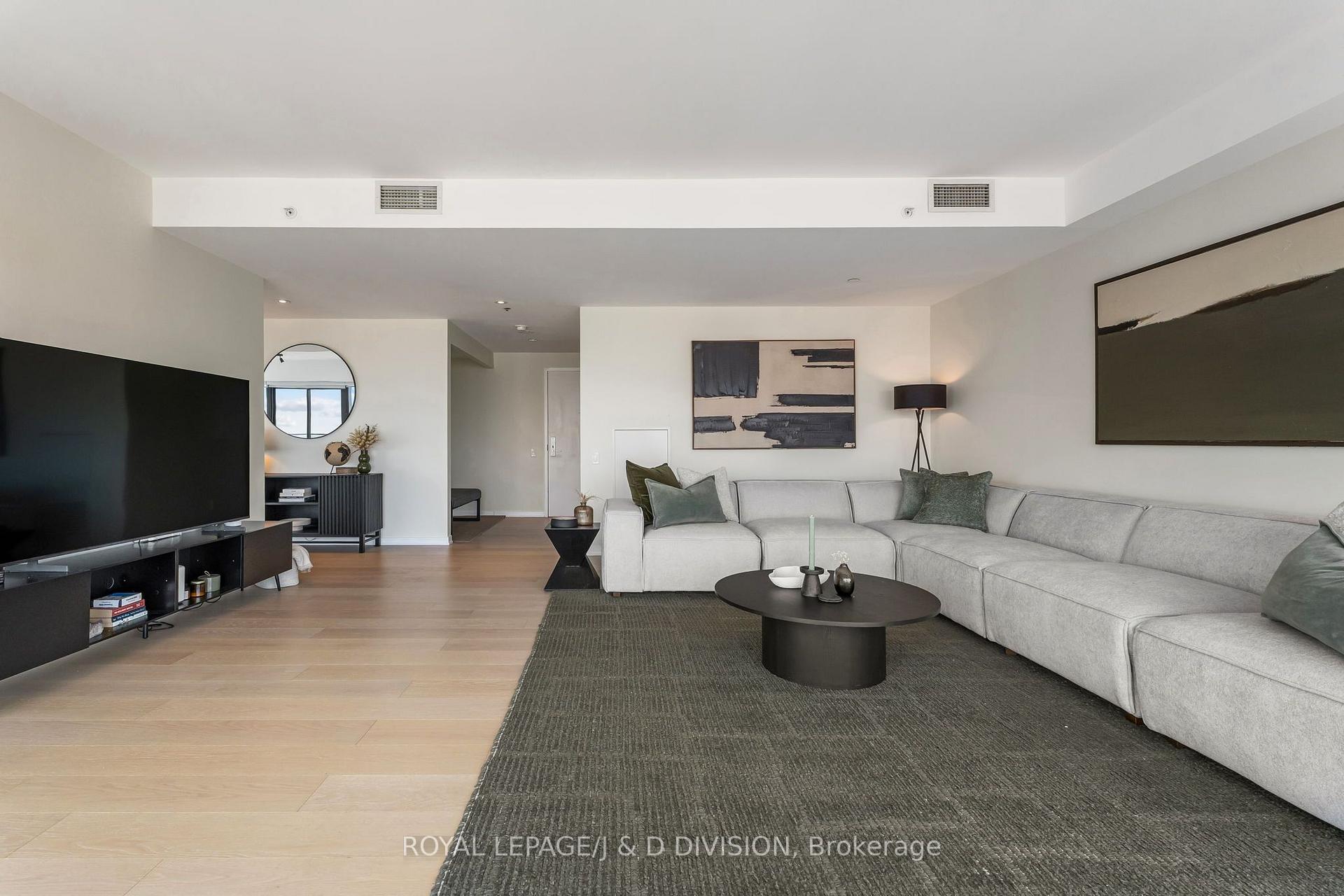 Photo 11 of Unit 1702, 60 Colborne Street, Toronto, Church-Yonge Corridor — HOMEH
