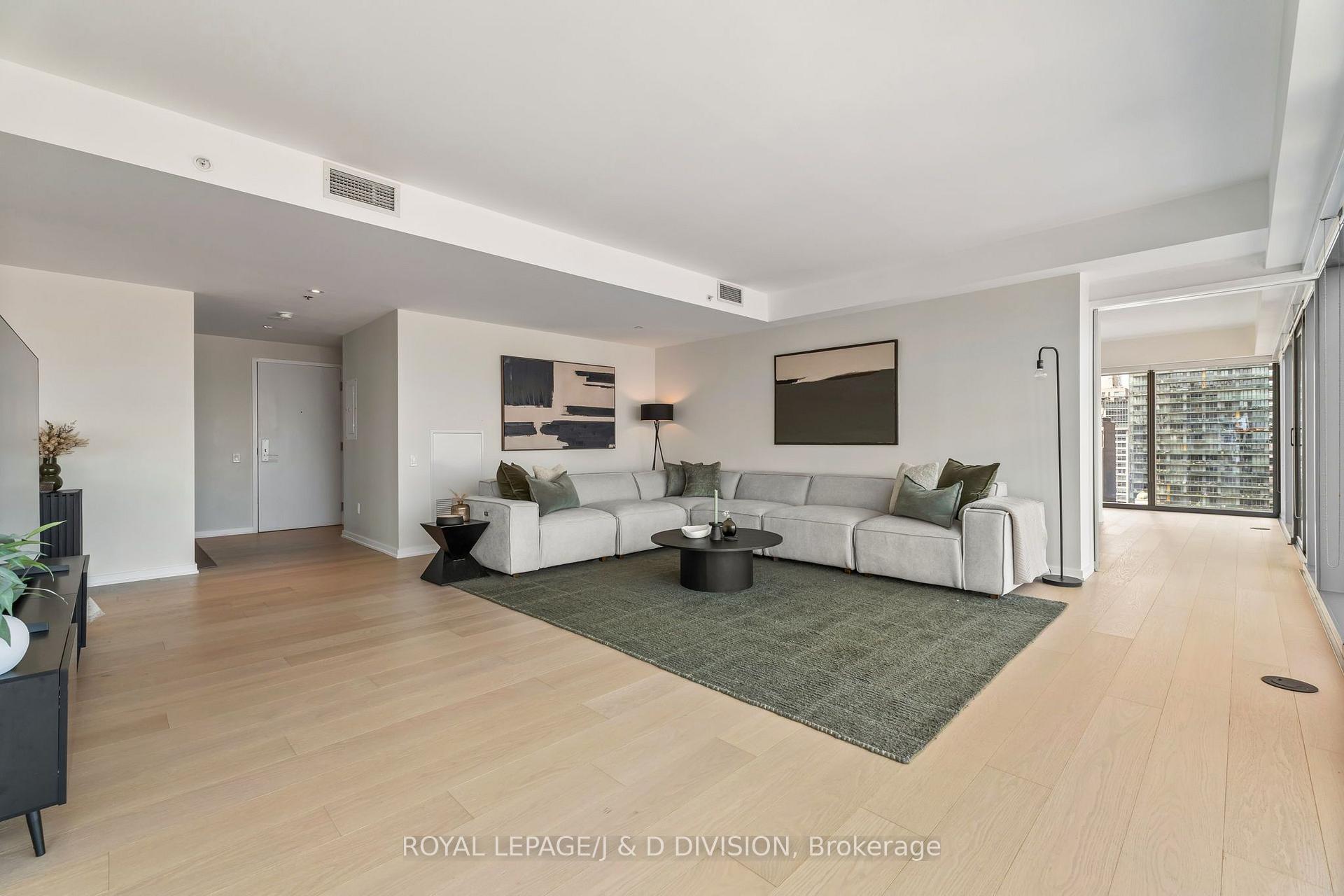 Photo 13 of Unit 1702, 60 Colborne Street, Toronto, Church-Yonge Corridor — HOMEH