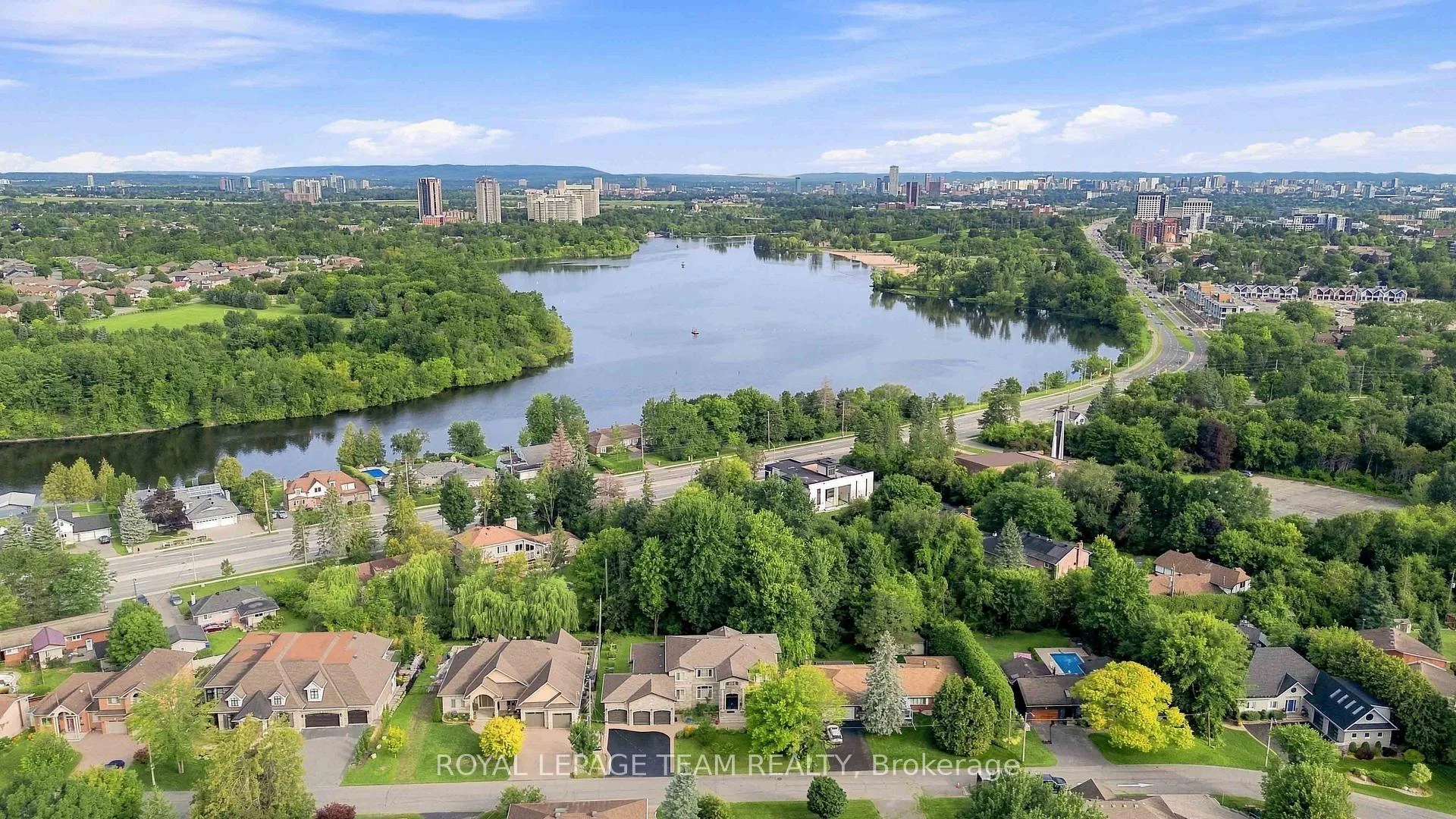 Photo 19 of 3044 Upper Otterson Place, Ottawa, Mooneys Bay/Revelstoke — HOMEH