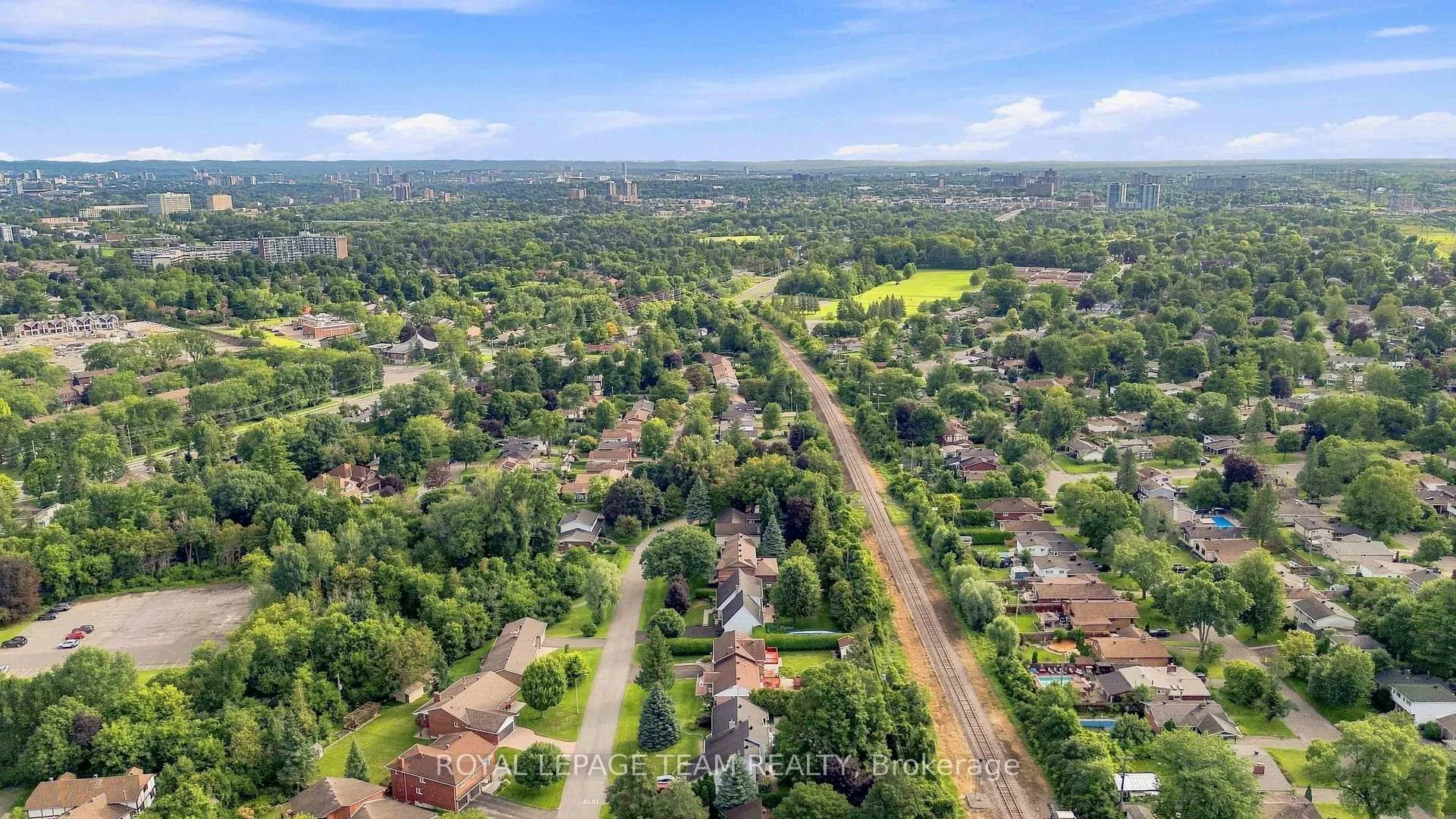 Photo 20 of 3044 Upper Otterson Place, Ottawa, Mooneys Bay/Revelstoke — HOMEH