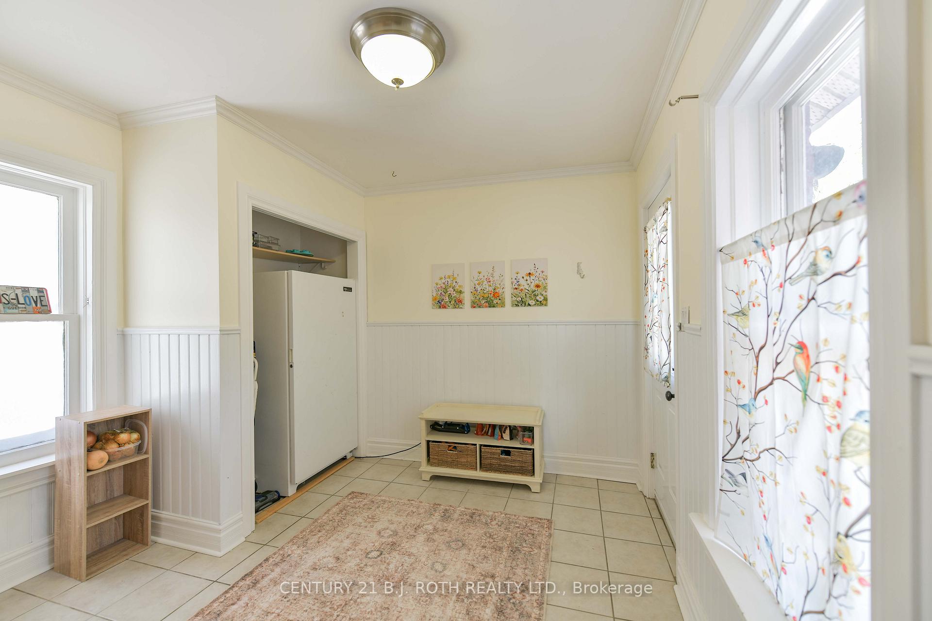 Photo 13 of 80 Coldwater Road W, Orillia — HOMEH