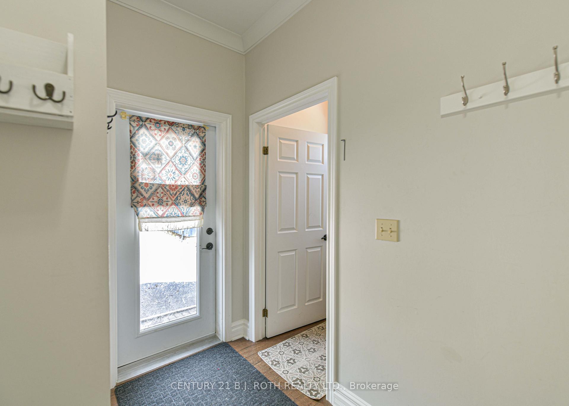 Photo 18 of 80 Coldwater Road W, Orillia — HOMEH