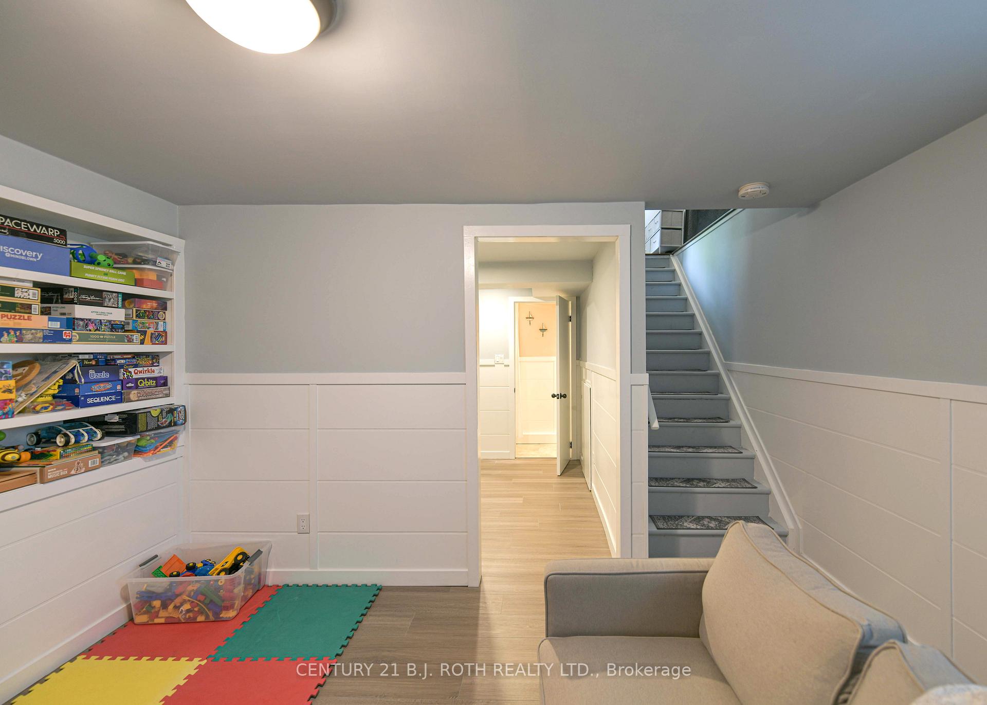 Photo 19 of 80 Coldwater Road W, Orillia — HOMEH