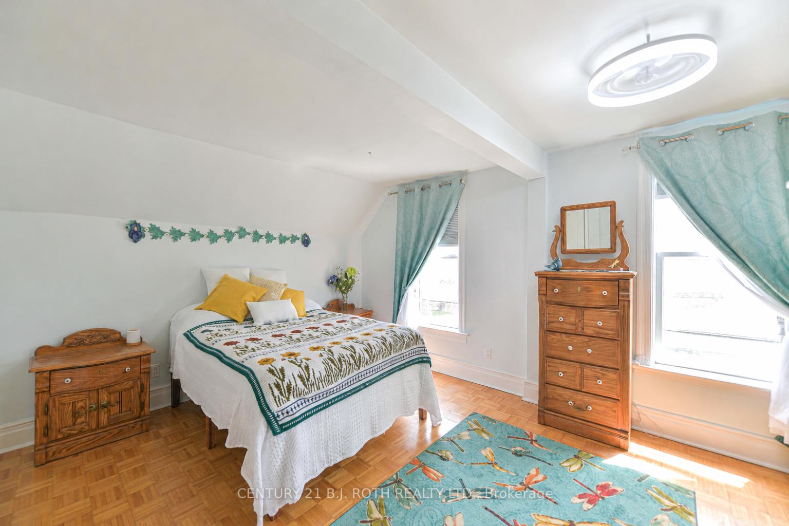 Photo 29 of 80 Coldwater Road W, Orillia — HOMEH