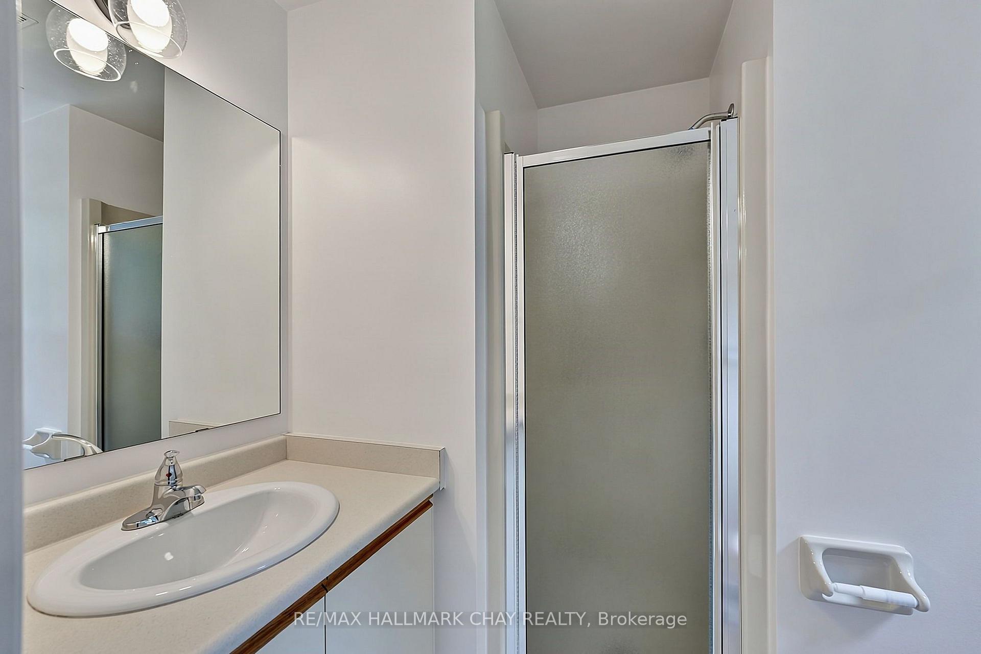 Photo 14 of 1091 Fox Farm Road, Springwater, Phelpston — HOMEH