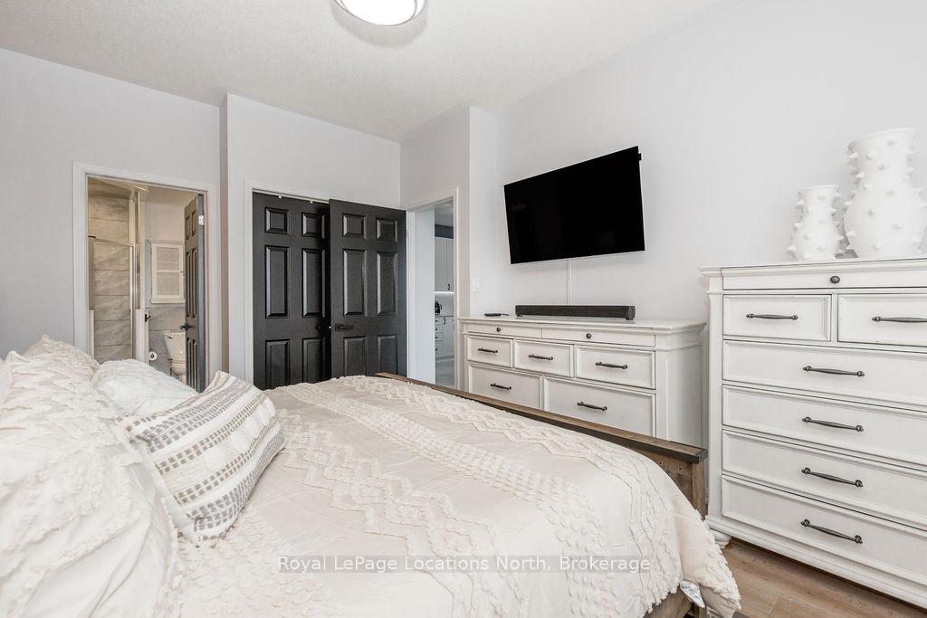 Photo 18 of 14 Berkshire Avenue, Wasaga Beach — HOMEH
