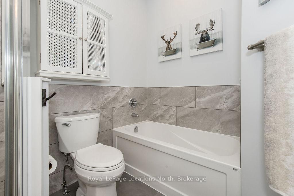 Photo 21 of 14 Berkshire Avenue, Wasaga Beach — HOMEH