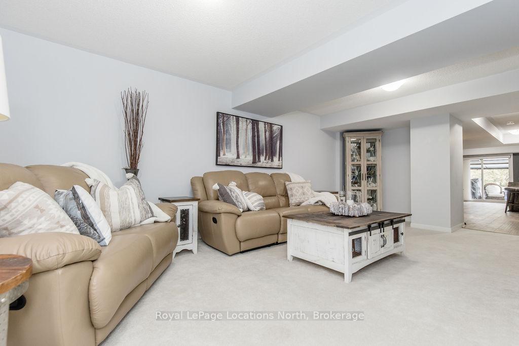 Photo 32 of 14 Berkshire Avenue, Wasaga Beach — HOMEH