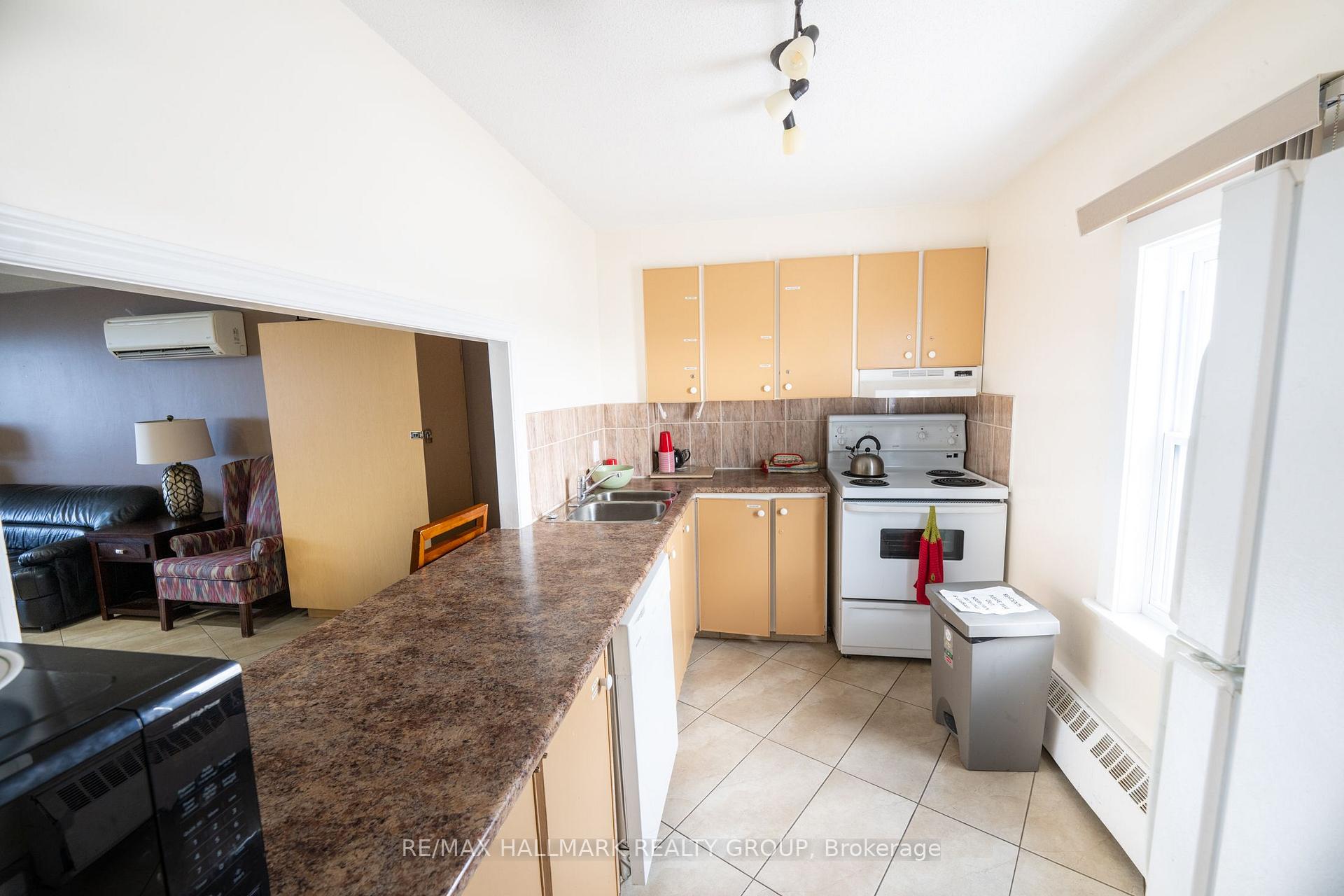 Photo 31 of Unit 906, 20 Chesterton Drive, Ottawa, Borden Farm/Stewart Farm/Carleton Heights/Parkwood Hills — HOMEH