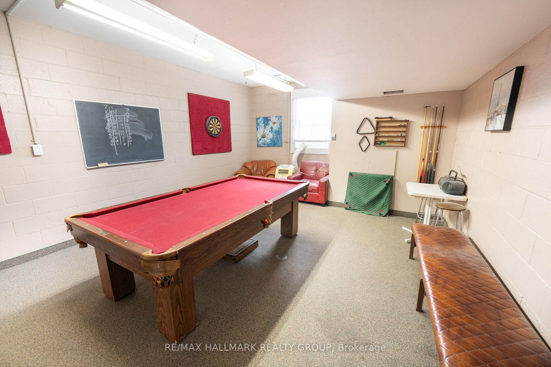 Photo 38 of Unit 906, 20 Chesterton Drive, Ottawa, Borden Farm/Stewart Farm/Carleton Heights/Parkwood Hills — HOMEH