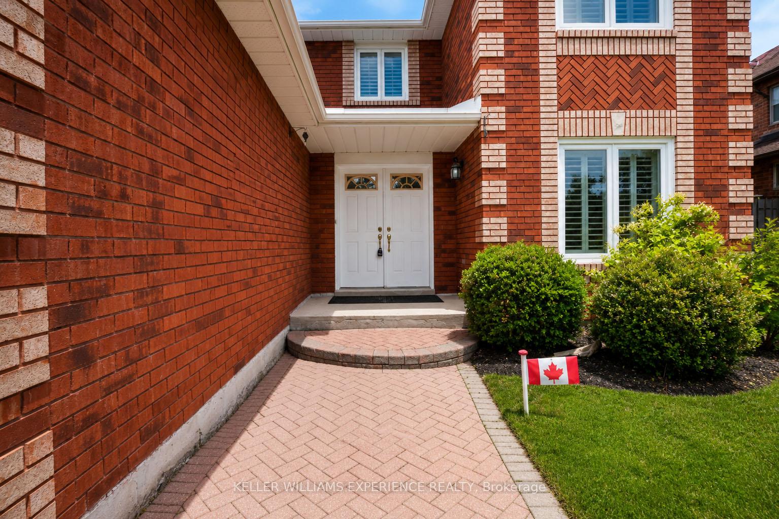 Photo 3 of 132 James Street, Barrie, Ardagh — HOMEH