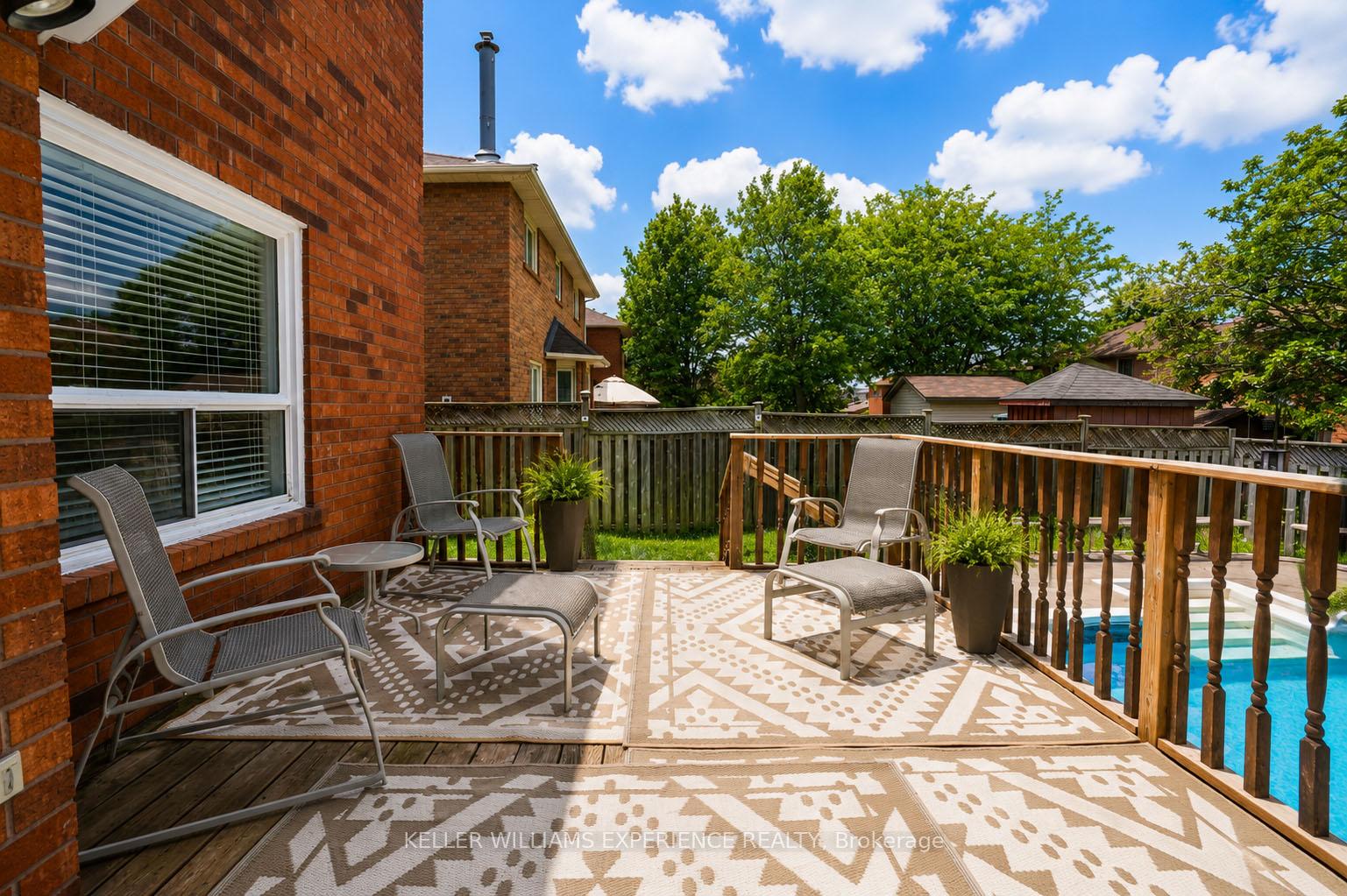 Photo 10 of 132 James Street, Barrie, Ardagh — HOMEH