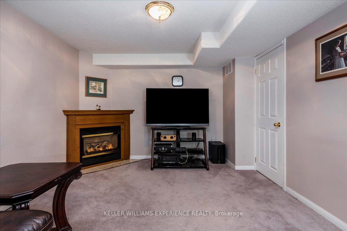 Photo 34 of 132 James Street, Barrie, Ardagh — HOMEH