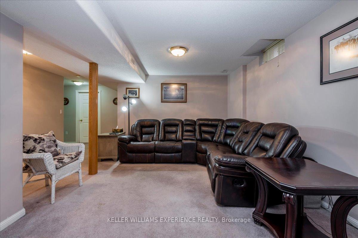 Photo 35 of 132 James Street, Barrie, Ardagh — HOMEH