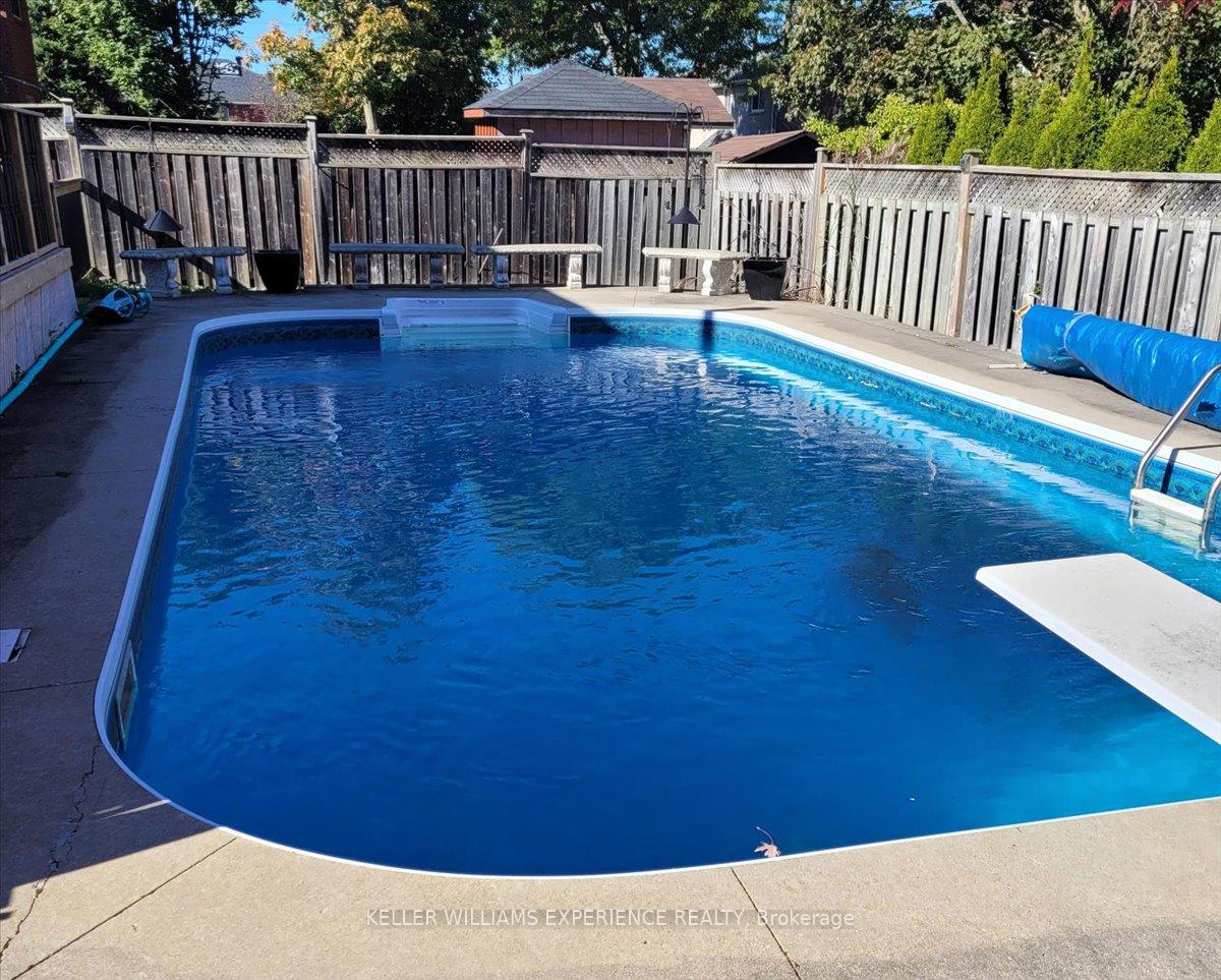 Photo 39 of 132 James Street, Barrie, Ardagh — HOMEH