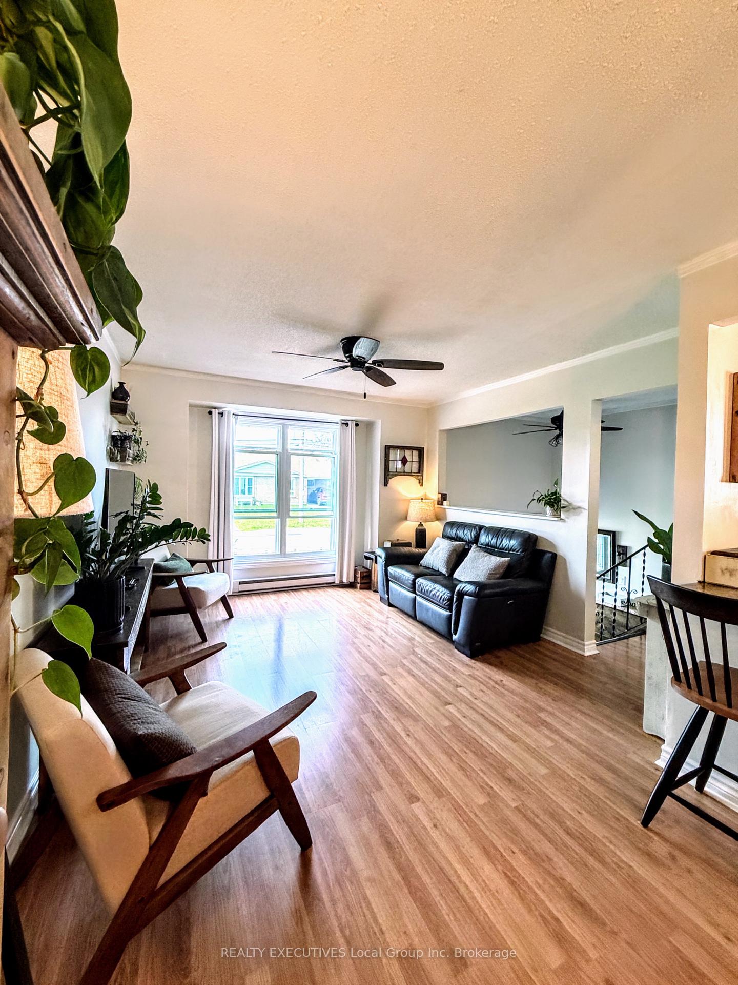 Photo 6 of 31 McGibbon Street, North Bay, College Heights — HOMEH