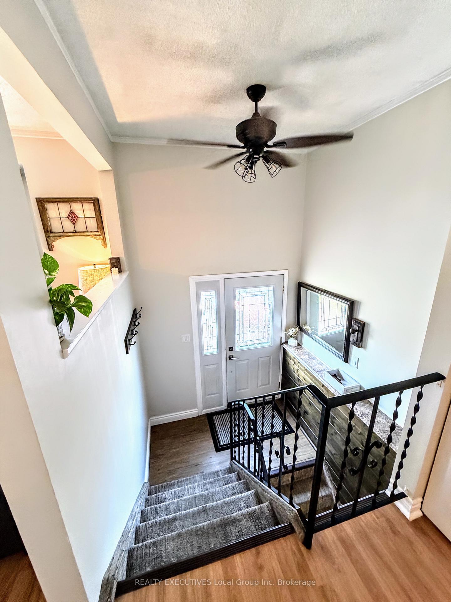 Photo 7 of 31 McGibbon Street, North Bay, College Heights — HOMEH