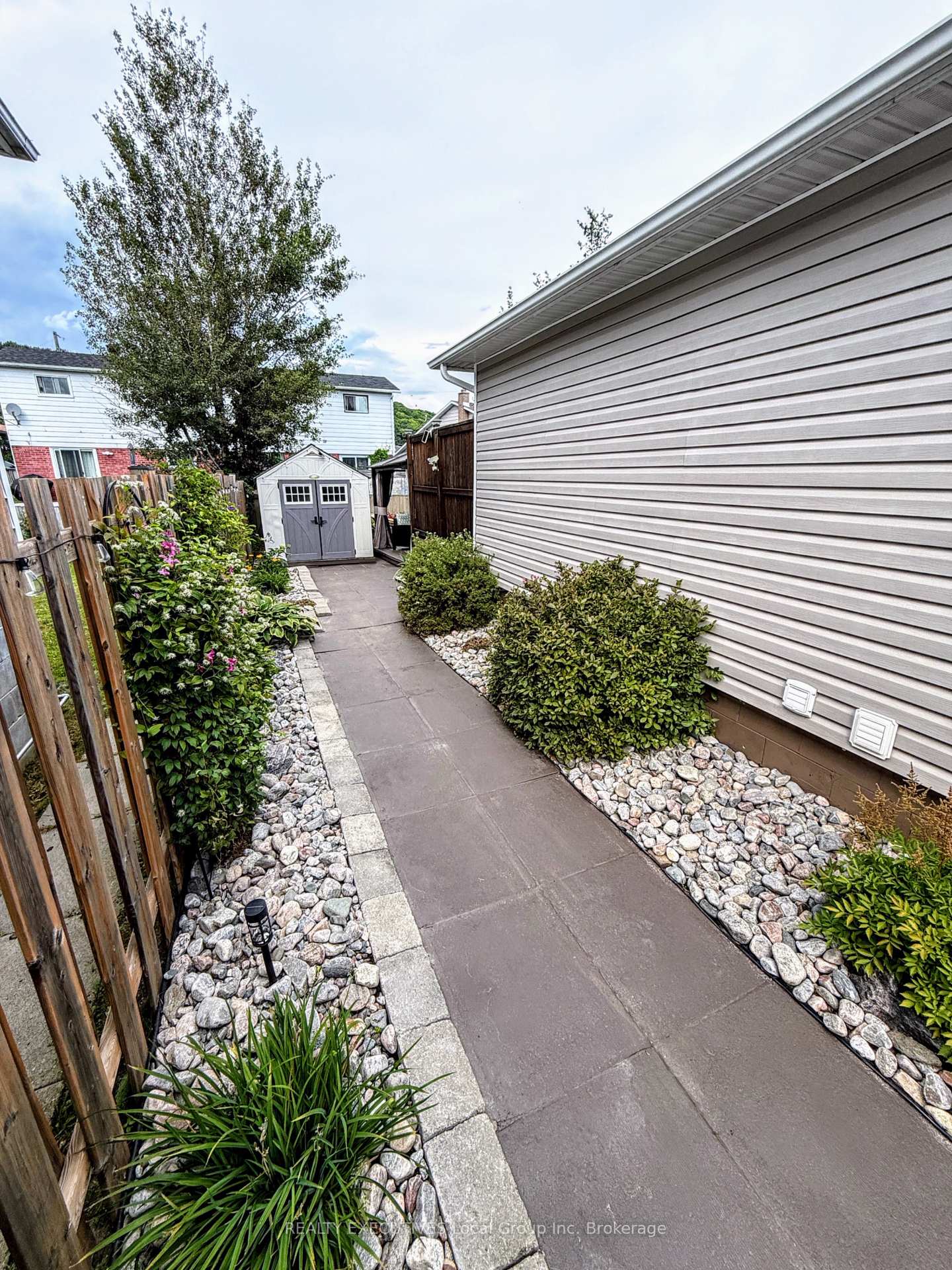 Photo 40 of 31 McGibbon Street, North Bay, College Heights — HOMEH