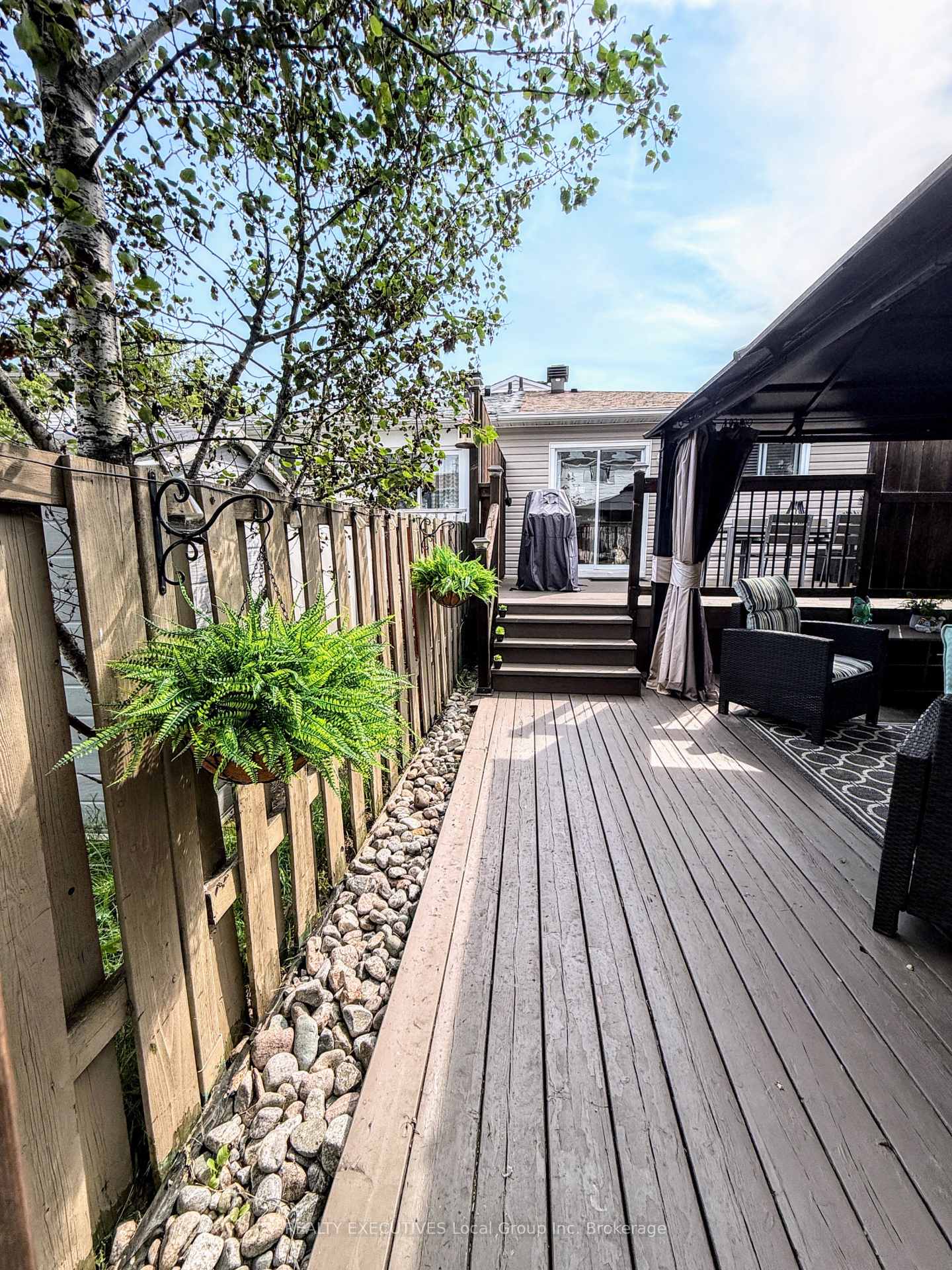 Photo 41 of 31 McGibbon Street, North Bay, College Heights — HOMEH