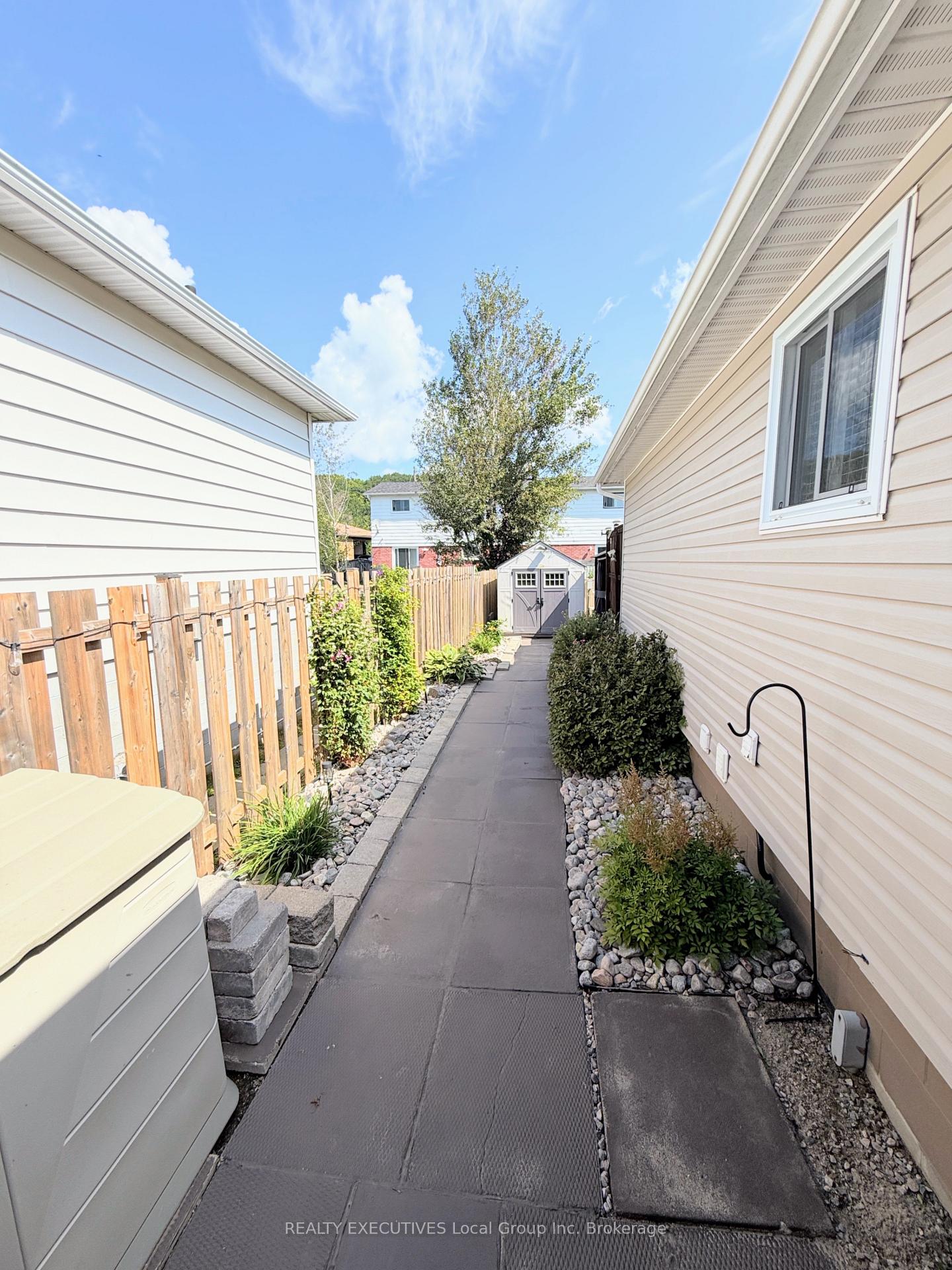 Photo 47 of 31 McGibbon Street, North Bay, College Heights — HOMEH
