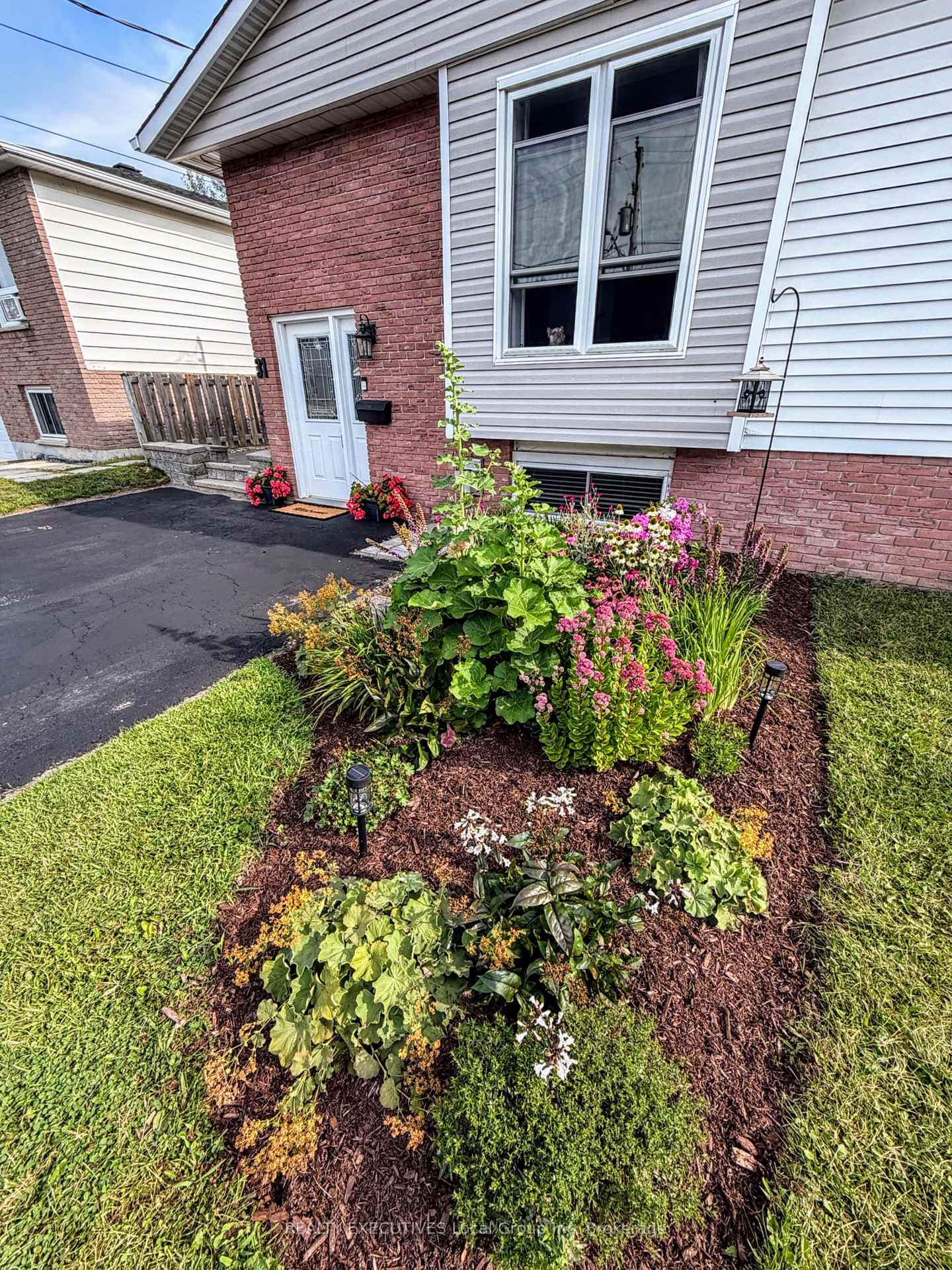 Photo 49 of 31 McGibbon Street, North Bay, College Heights — HOMEH