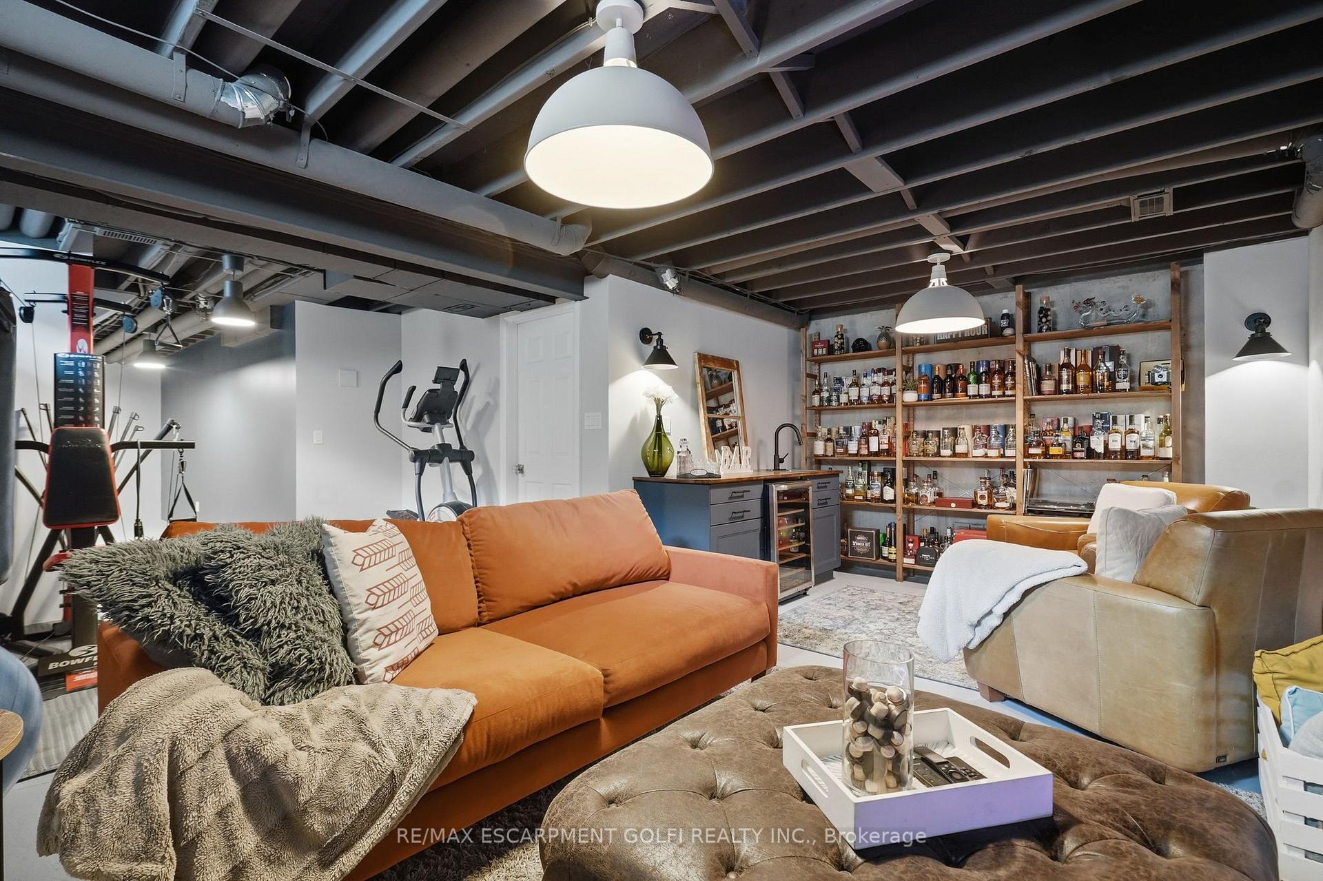 Photo 27 of 4 Whitworth Terrace, Hamilton, Stoney Creek — HOMEH