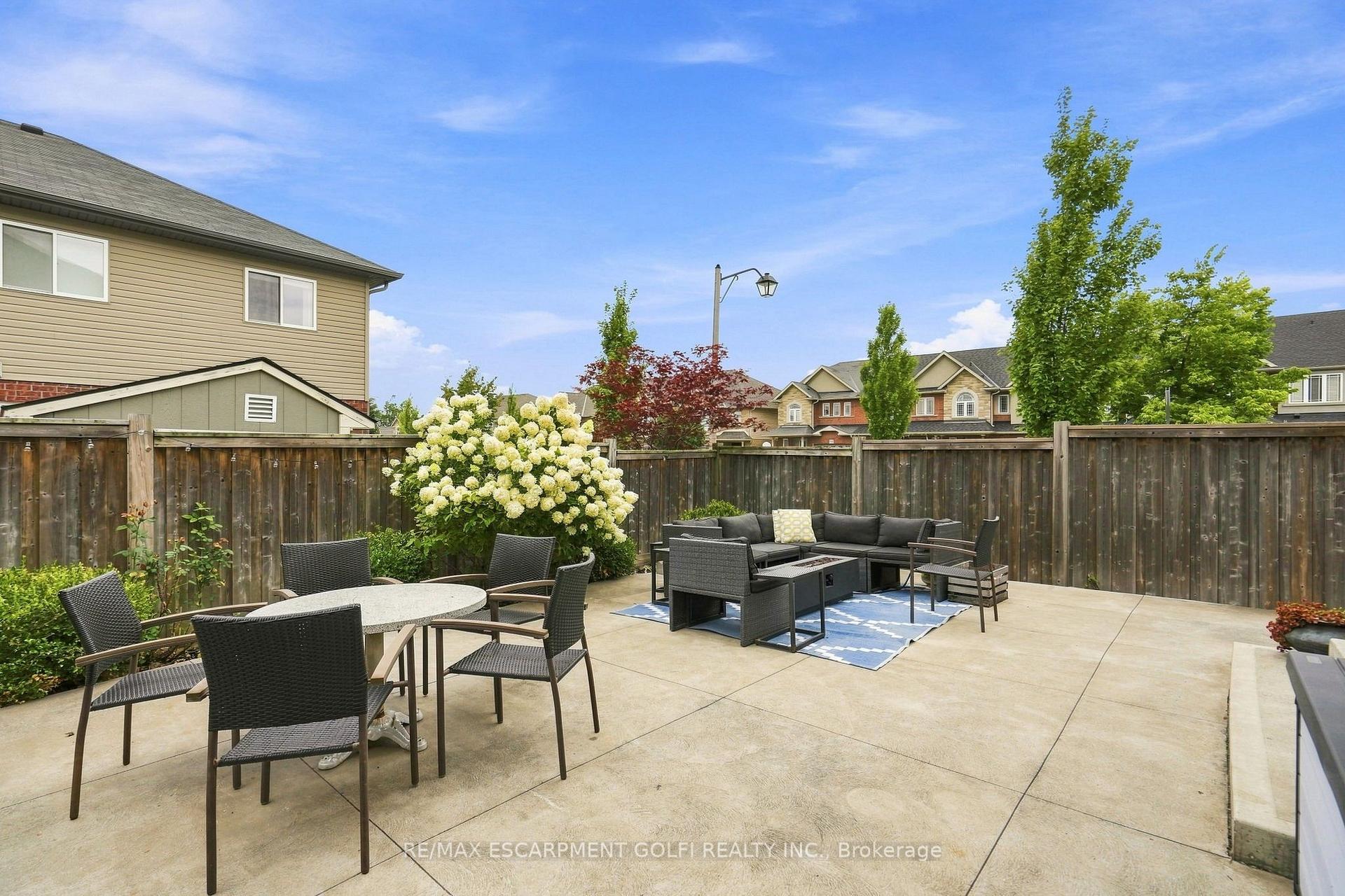 Photo 31 of 4 Whitworth Terrace, Hamilton, Stoney Creek — HOMEH