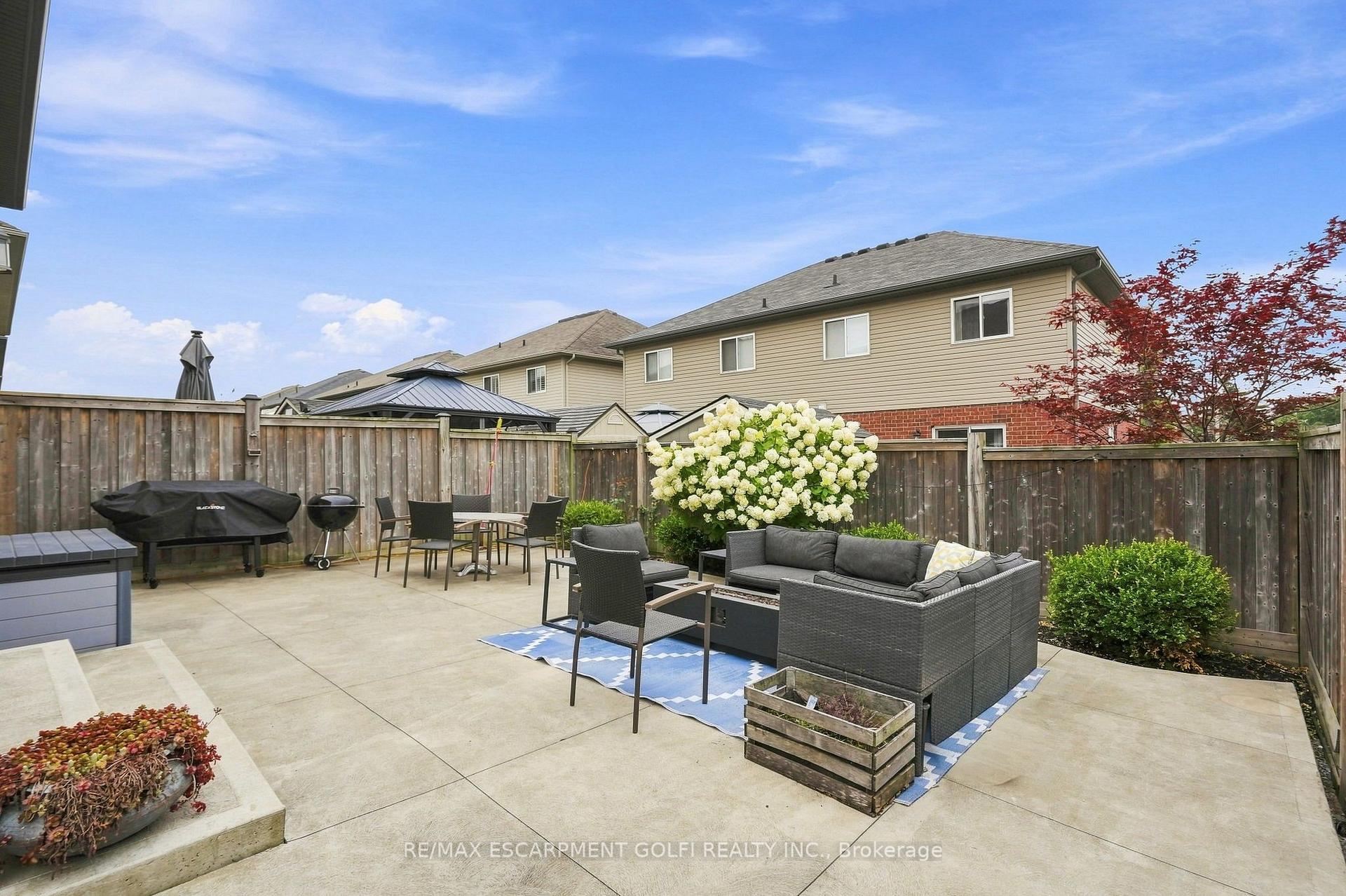 Photo 34 of 4 Whitworth Terrace, Hamilton, Stoney Creek — HOMEH