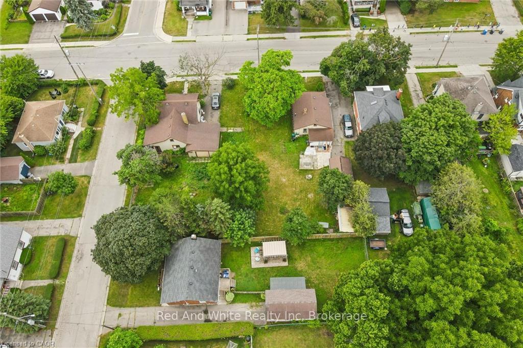 Photo 4 of 1271 Hamilton Street, Cambridge, Preston South — HOMEH