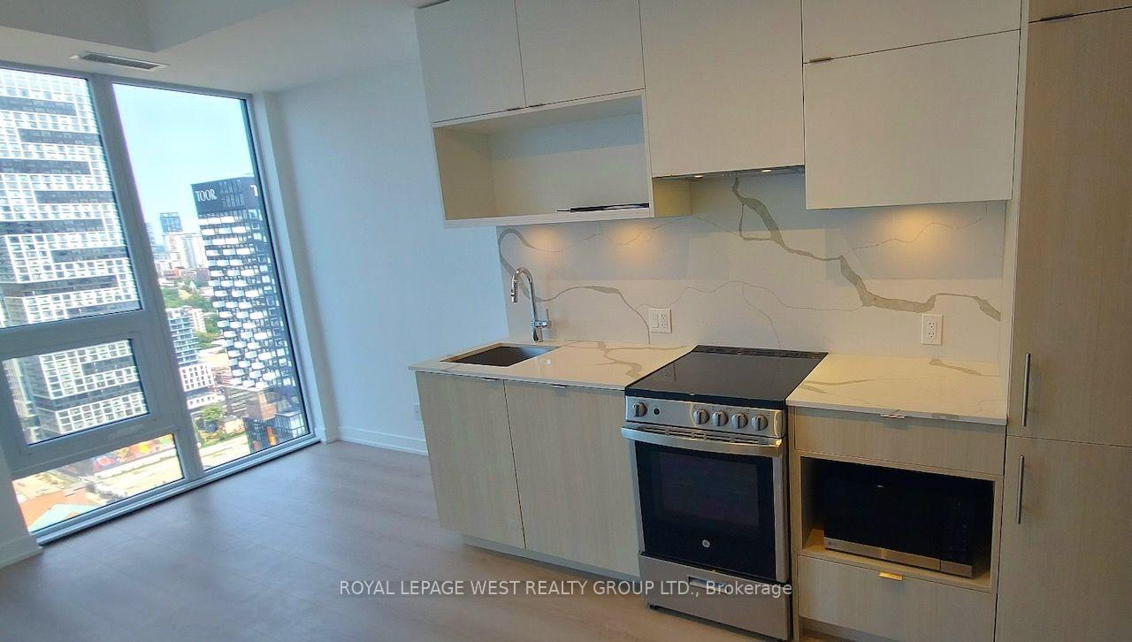 Photo 6 of Unit 3709, 100 Queen Street E, Toronto, Church-Yonge Corridor — HOMEH
