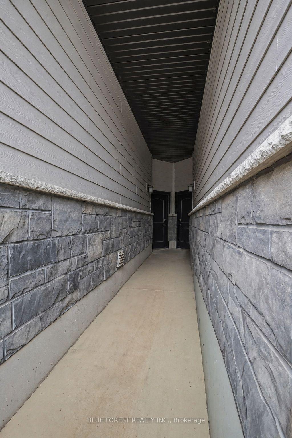 Photo 34 of 283 Winlow Way, Middlesex Centre, Komoka — HOMEH