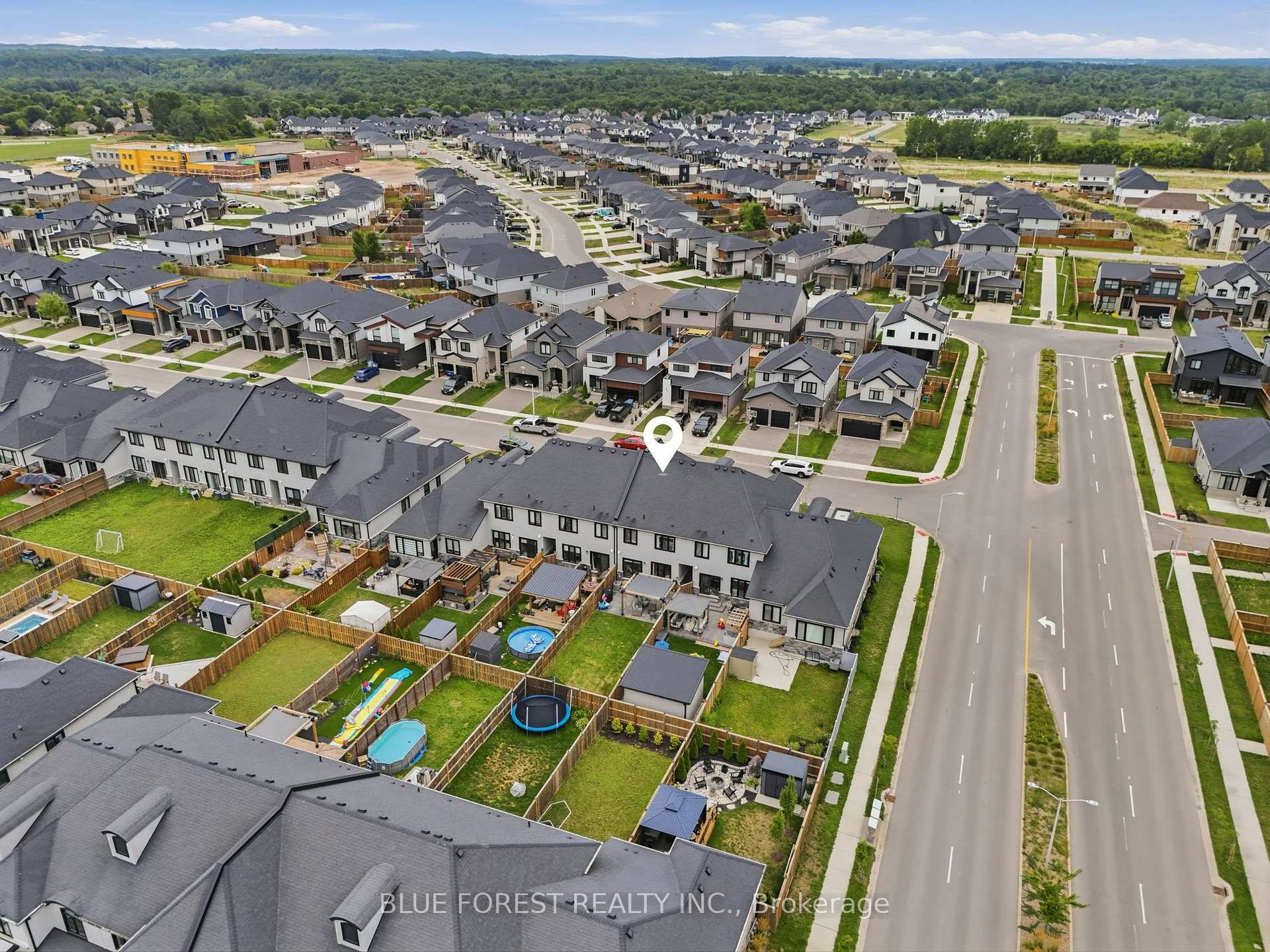 Photo 37 of 283 Winlow Way, Middlesex Centre, Komoka — HOMEH