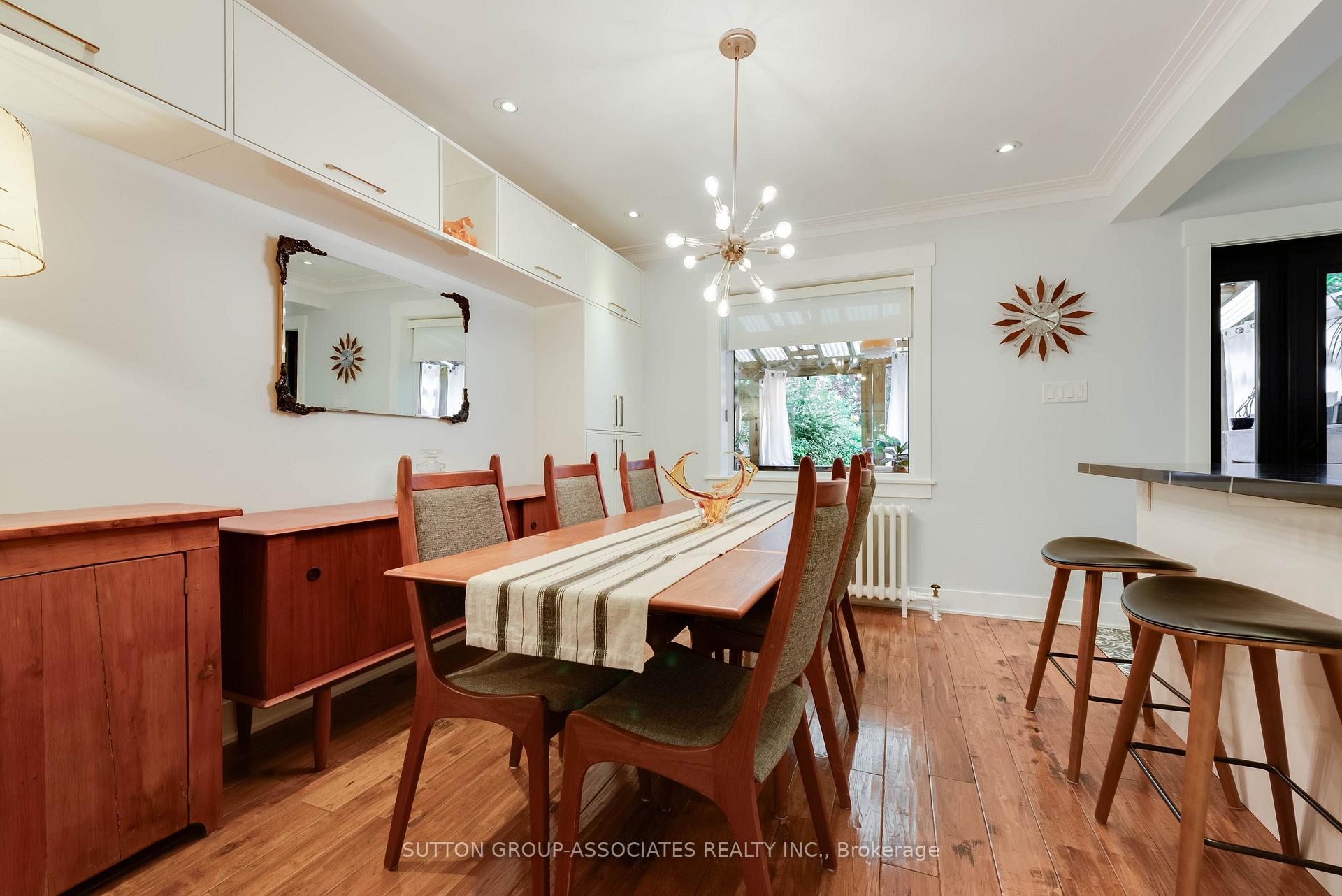 Photo 9 of 18 Earnscliffe Road, Toronto, Oakwood Village — HOMEH