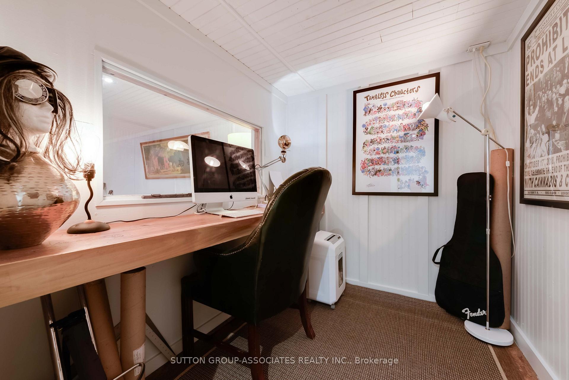 Photo 37 of 18 Earnscliffe Road, Toronto, Oakwood Village — HOMEH