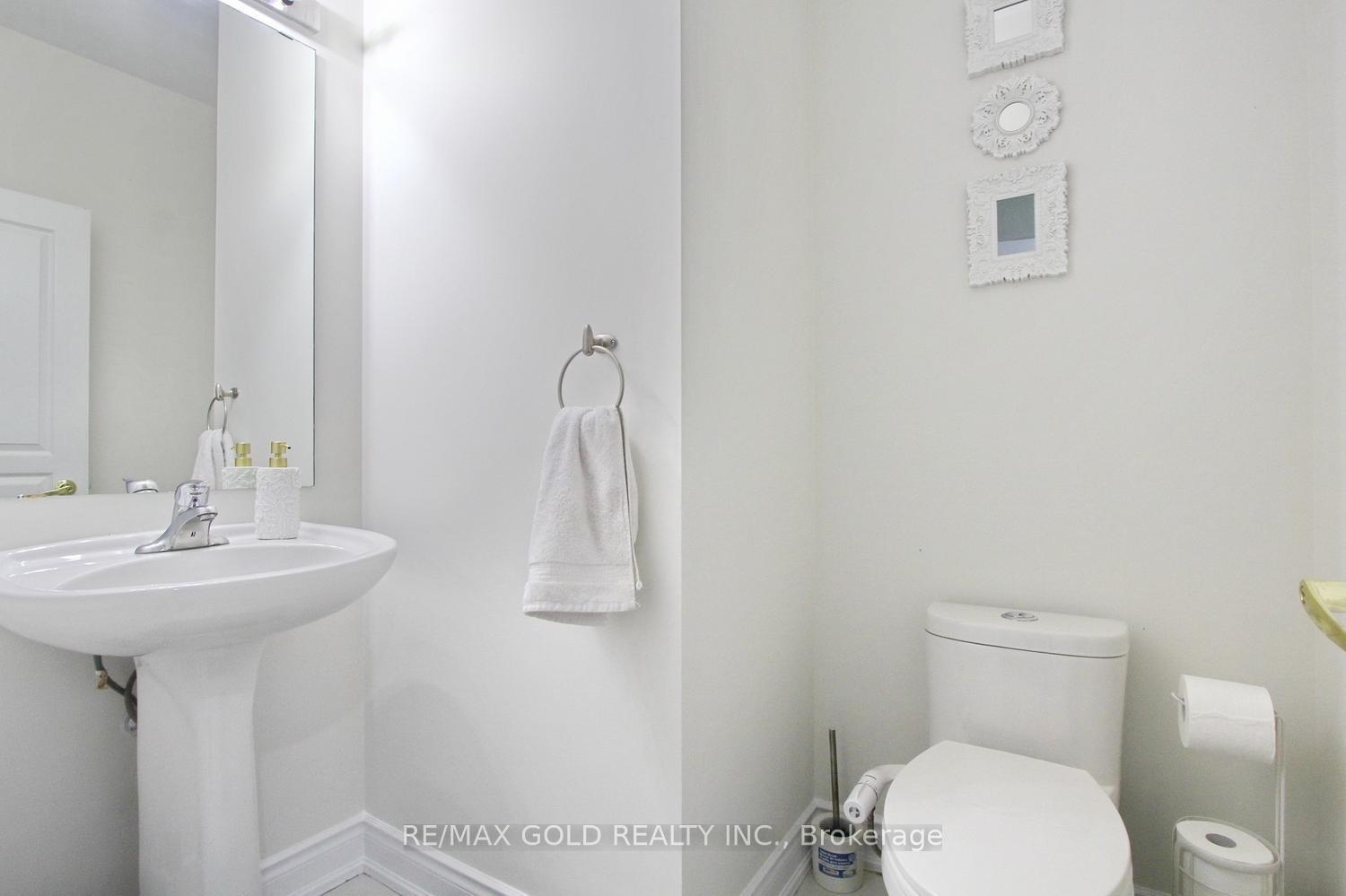 Photo 12 of 52 Bear Run Road, Brampton, Credit Valley — HOMEH