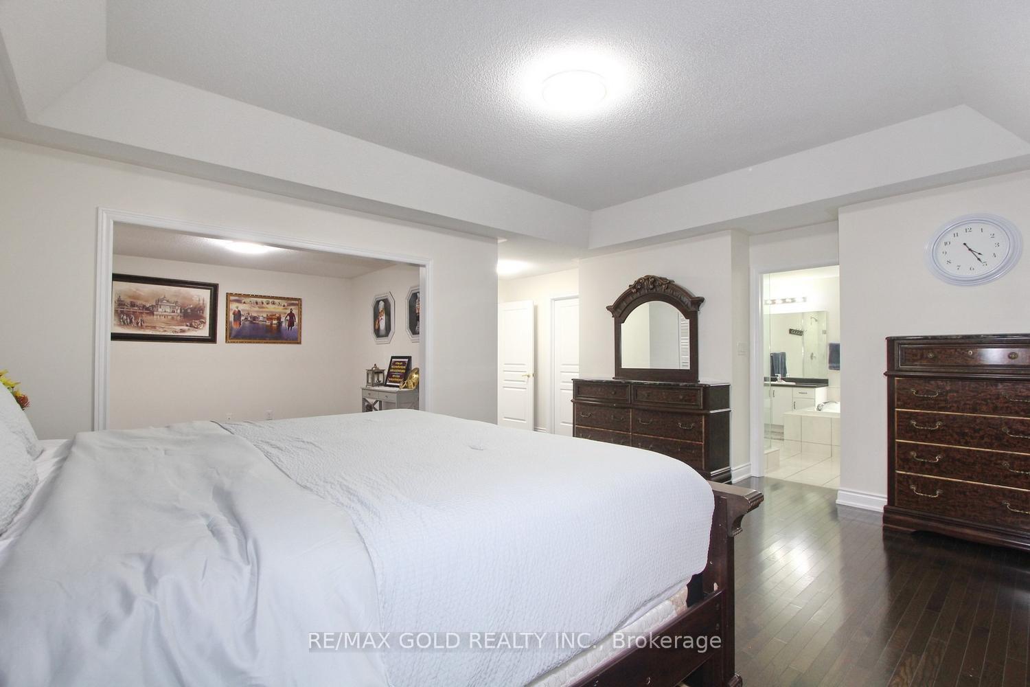 Photo 26 of 52 Bear Run Road, Brampton, Credit Valley — HOMEH