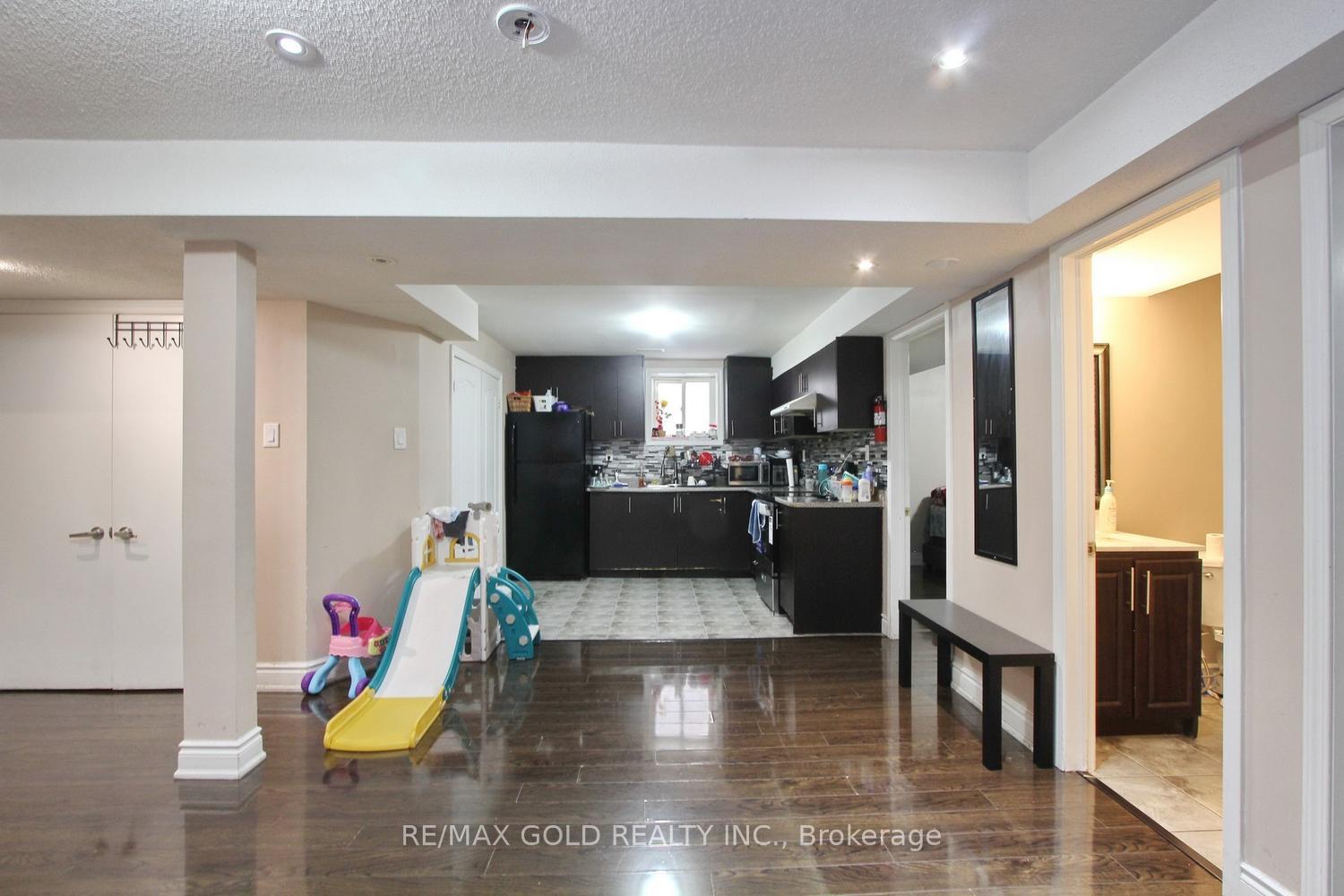 Photo 43 of 52 Bear Run Road, Brampton, Credit Valley — HOMEH