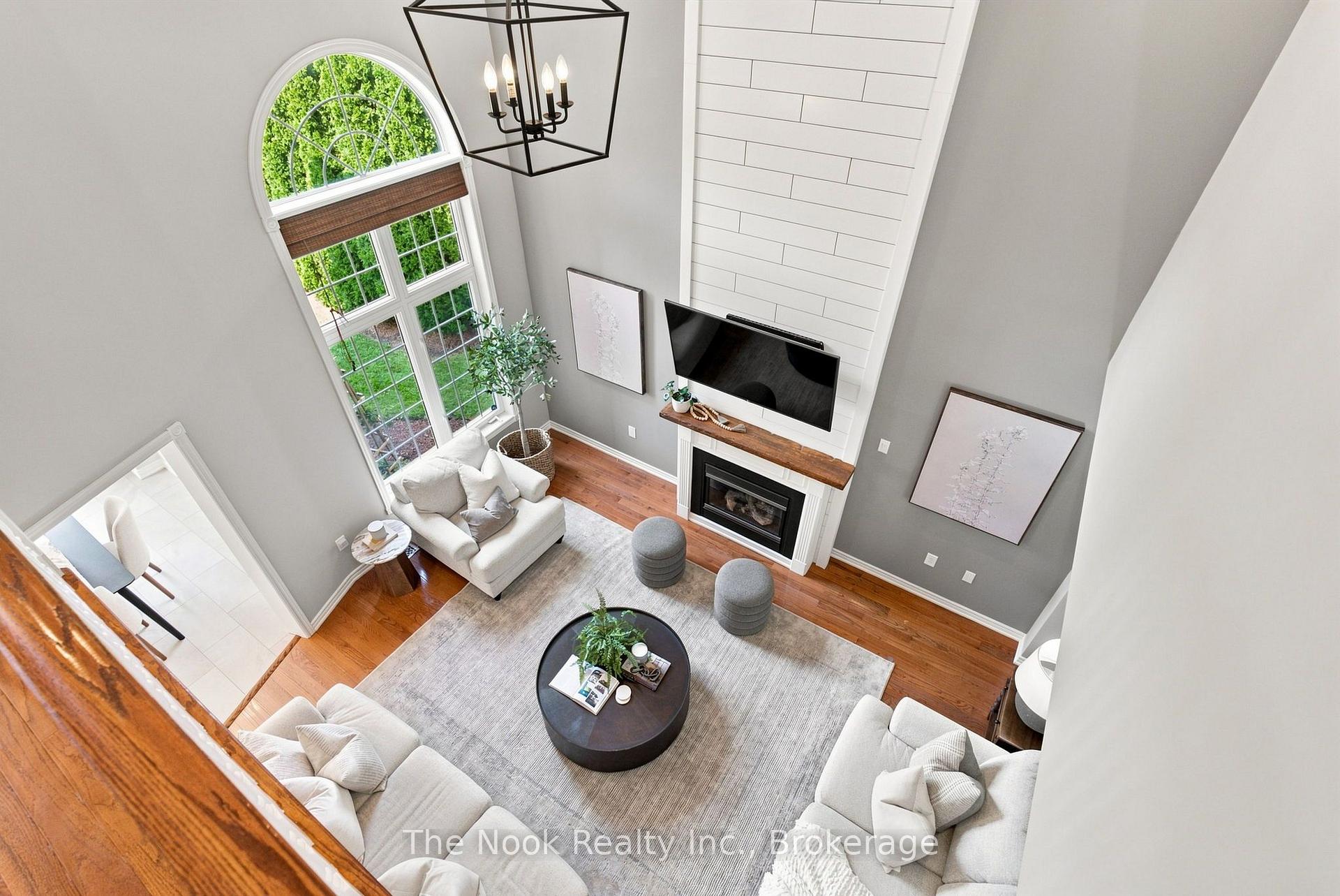 Photo 16 of 41 Dopp Crescent, Whitby, Brooklin — HOMEH