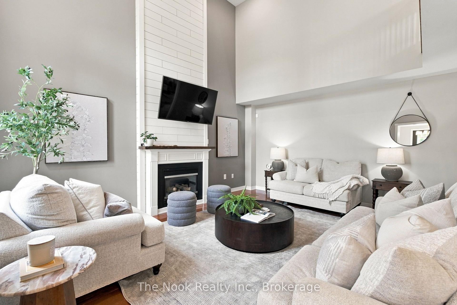 Photo 20 of 41 Dopp Crescent, Whitby, Brooklin — HOMEH