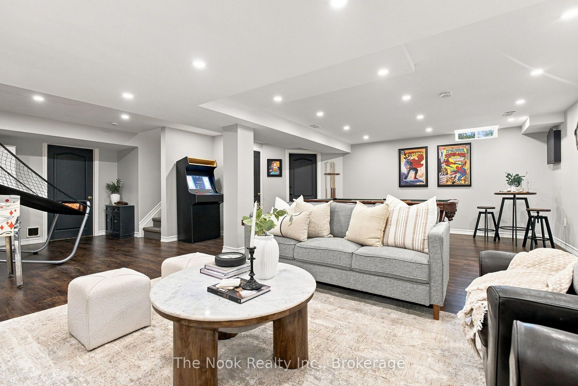 Photo 37 of 41 Dopp Crescent, Whitby, Brooklin — HOMEH