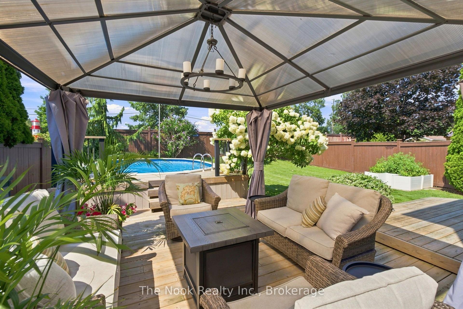 Photo 45 of 41 Dopp Crescent, Whitby, Brooklin — HOMEH