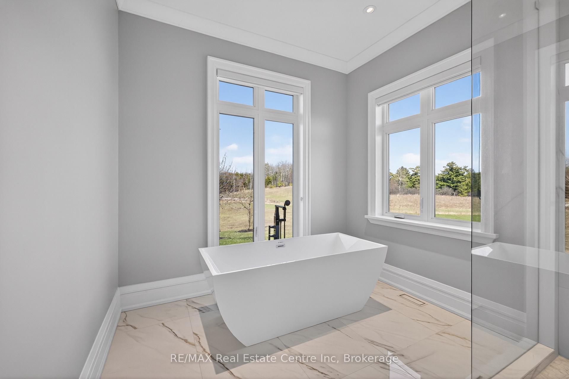 Photo 32 of 7645 Maltby Road E, Puslinch, Rural Puslinch East — HOMEH
