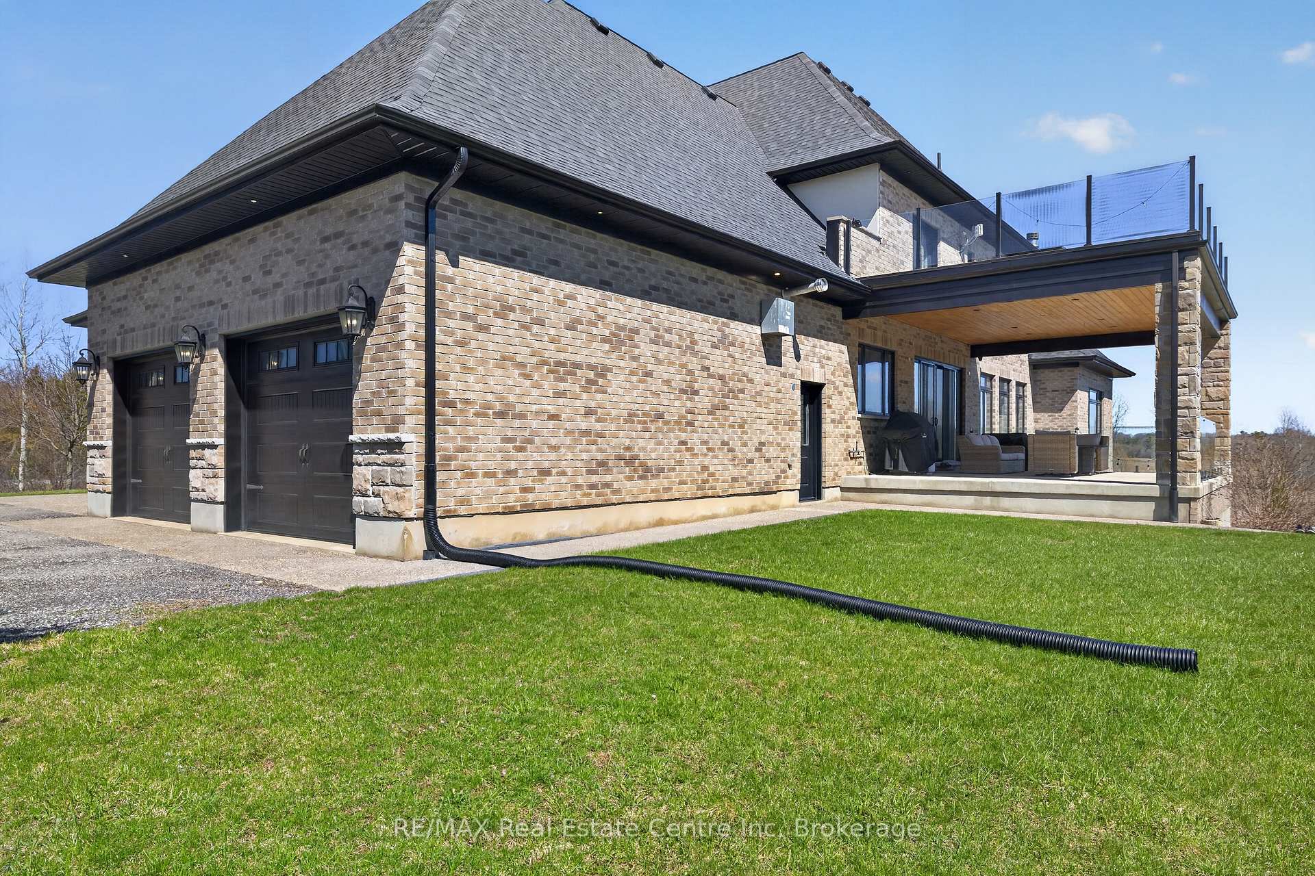 Photo 45 of 7645 Maltby Road E, Puslinch, Rural Puslinch East — HOMEH