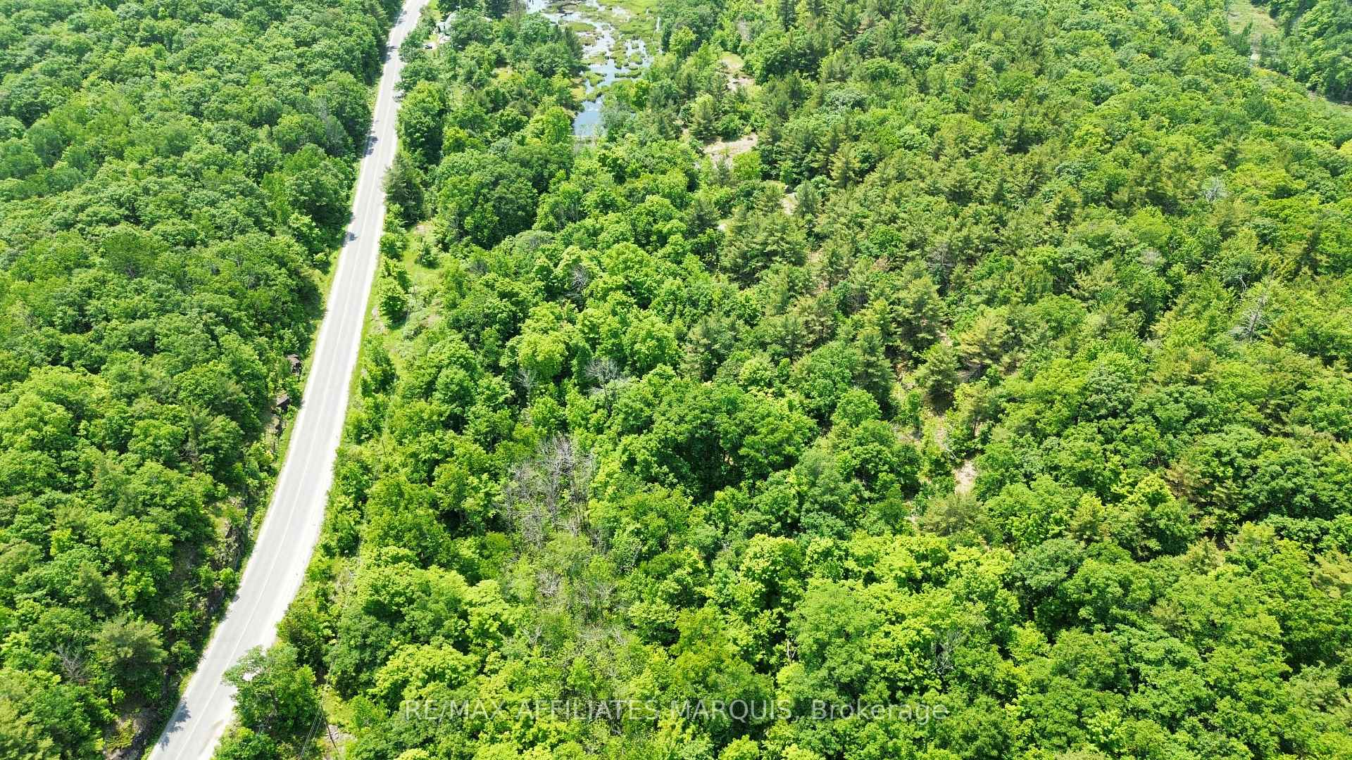 Photo 3 of 938 Crow Lake Road, Frontenac, Frontenac Centre — HOMEH